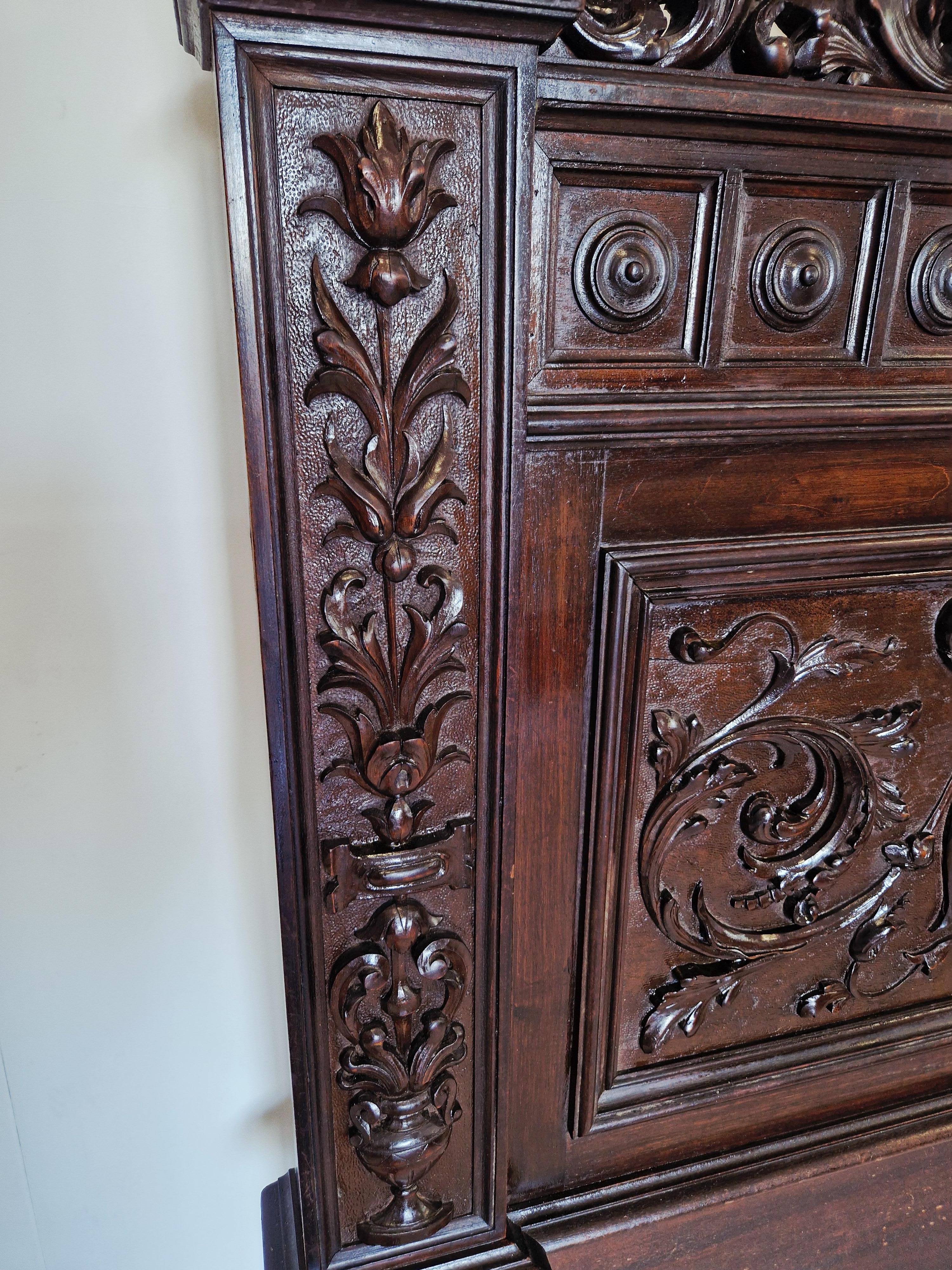 Lit antique de la Renaissance italienne Bon état - En vente à Buxton, GB