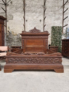Antique Italian Renaissance Bedroom Set 7 Pieces King Size Bed