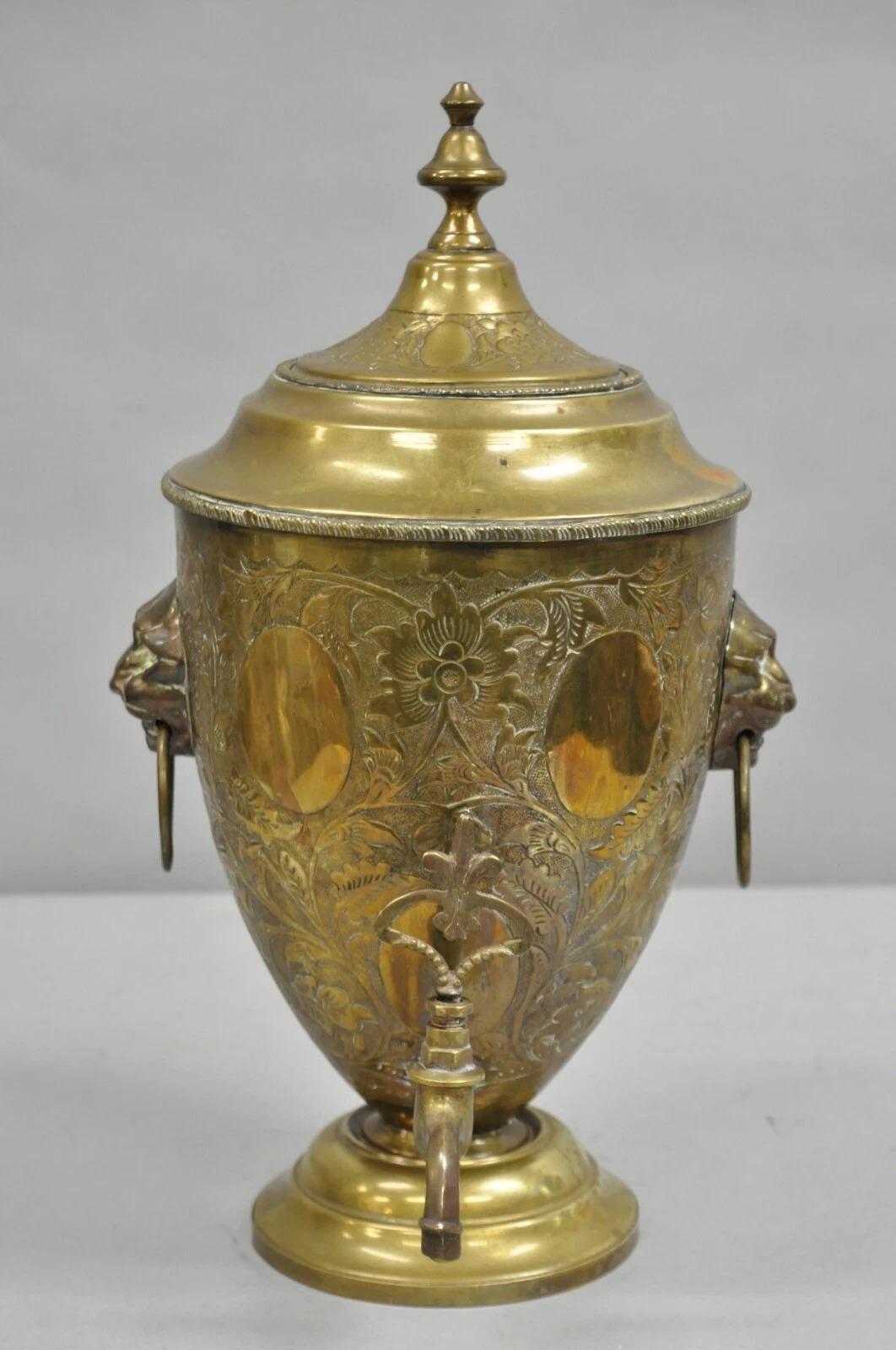 Antike italienische Renaissance Messing Blumen Repousse Löwen Samowar Getränkespender im Angebot 6