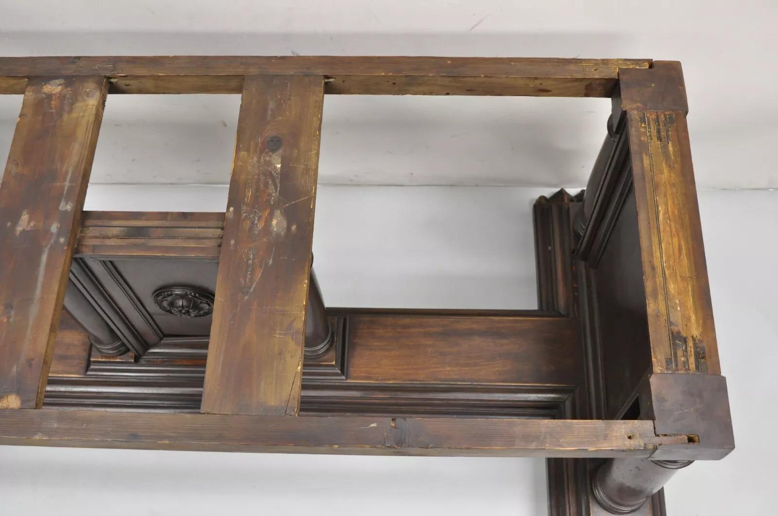 Antike italienische Renaissance geschnitzt Nussbaum Hairy Paw Foot Desk Konsole Tisch Base im Angebot 4