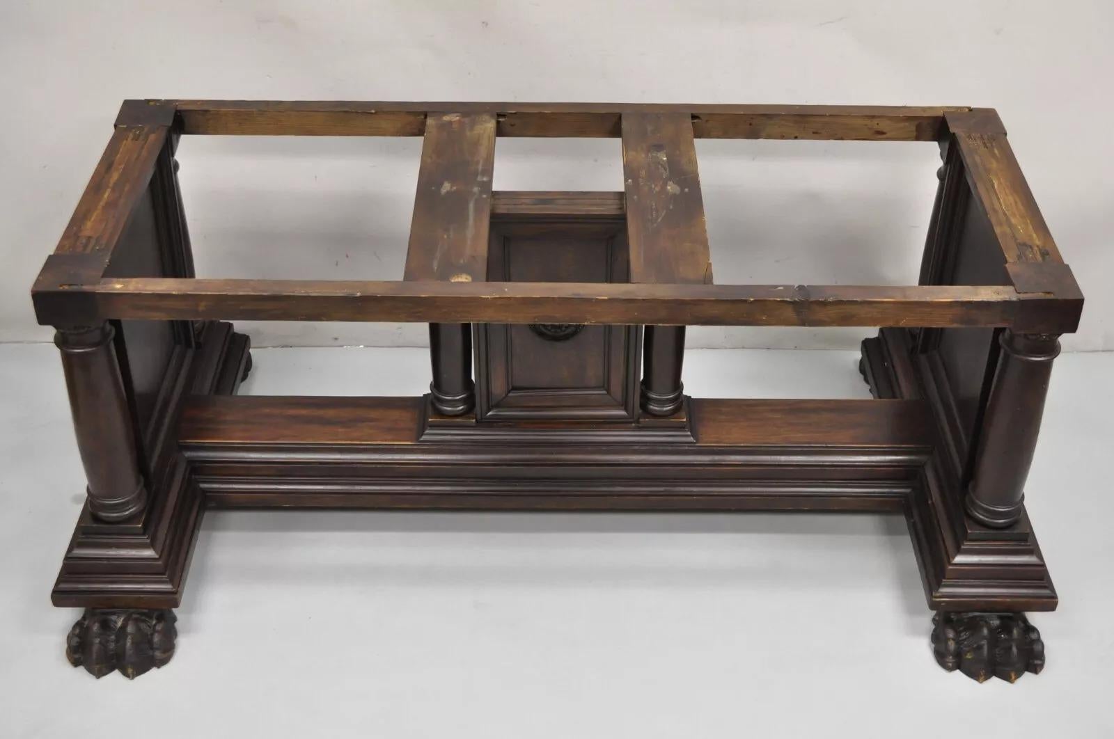 Antike italienische Renaissance geschnitzt Nussbaum Hairy Paw Foot Desk Konsole Tisch Base im Angebot 6