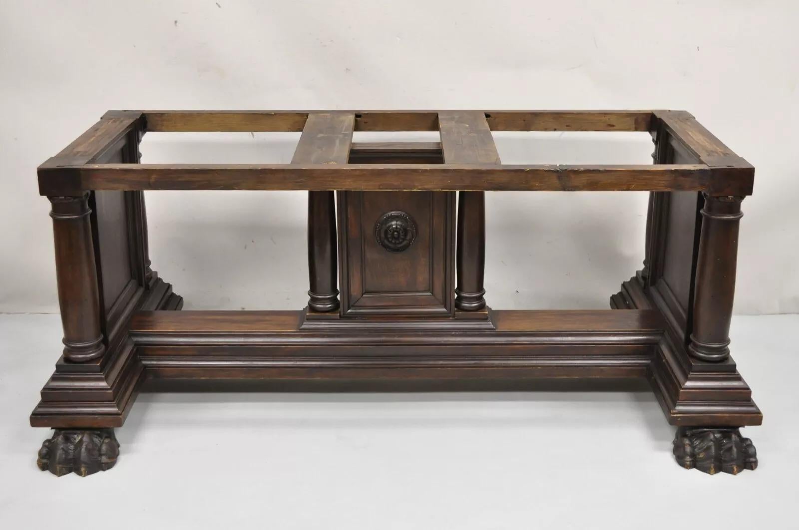 Antike italienische Renaissance geschnitzt Nussbaum Hairy Paw Foot Desk Konsole Tisch Base (Unbekannt) im Angebot