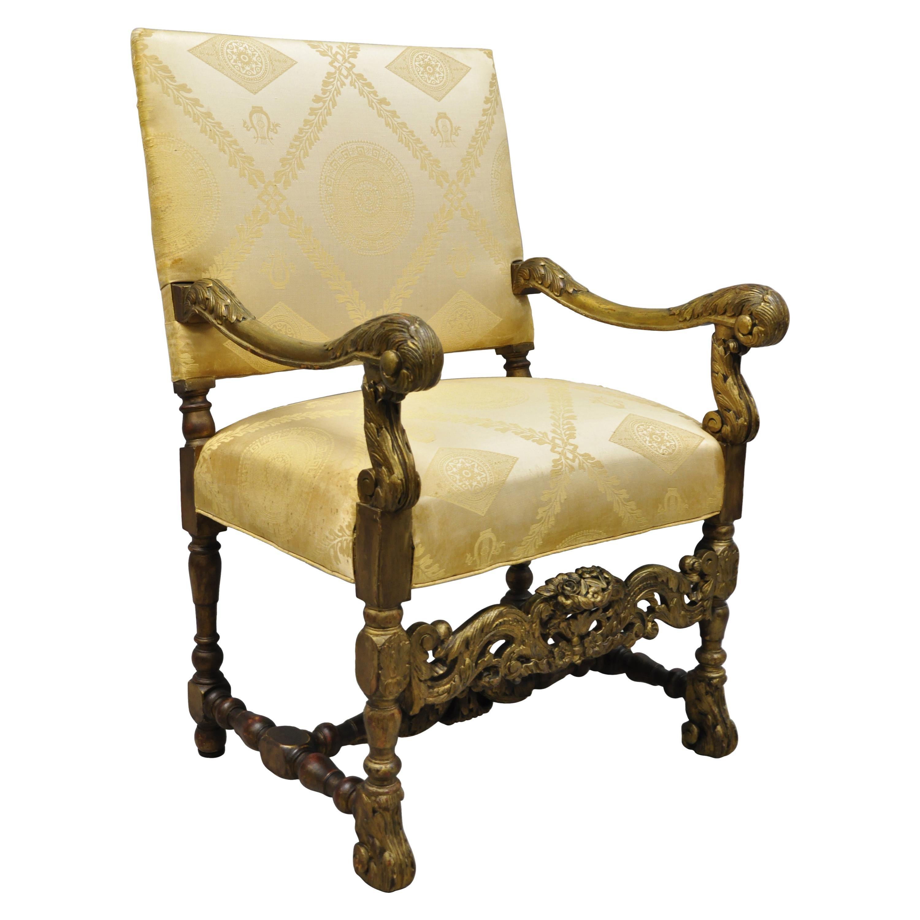 Antiguo sillón italiano renacentista de nogal tallado de estilo jacobeo