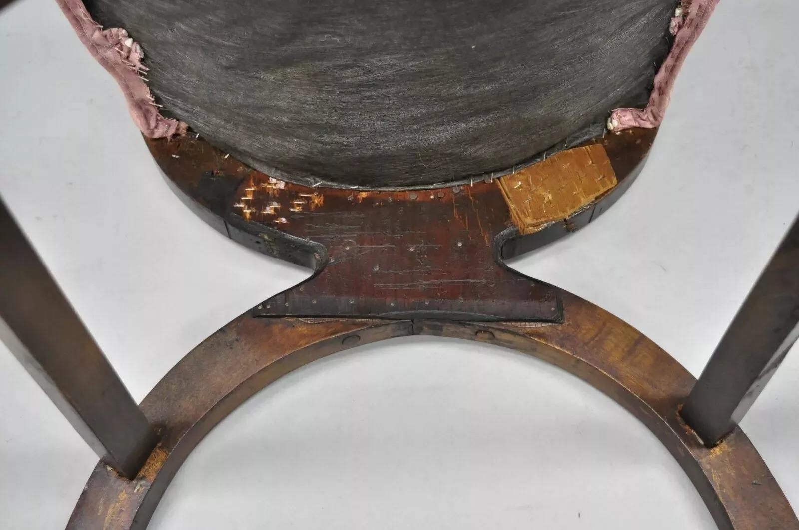 Antique Italian Renaissance Carved Walnut Northwind Face Curule Side Chair For Sale 4
