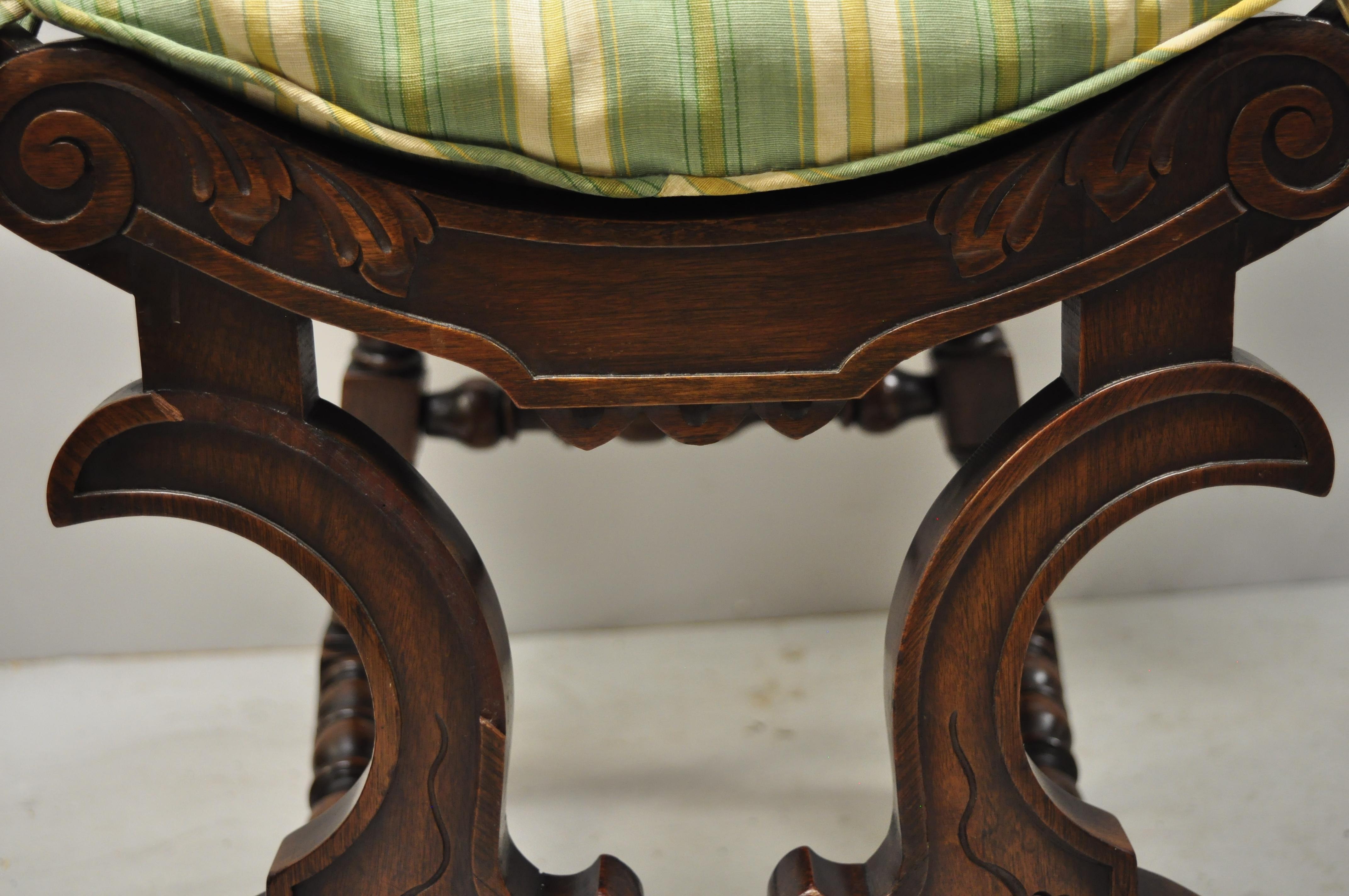 Antique Italian Renaissance Carved Walnut Savonarola Throne Armchairs, a Pair For Sale 2