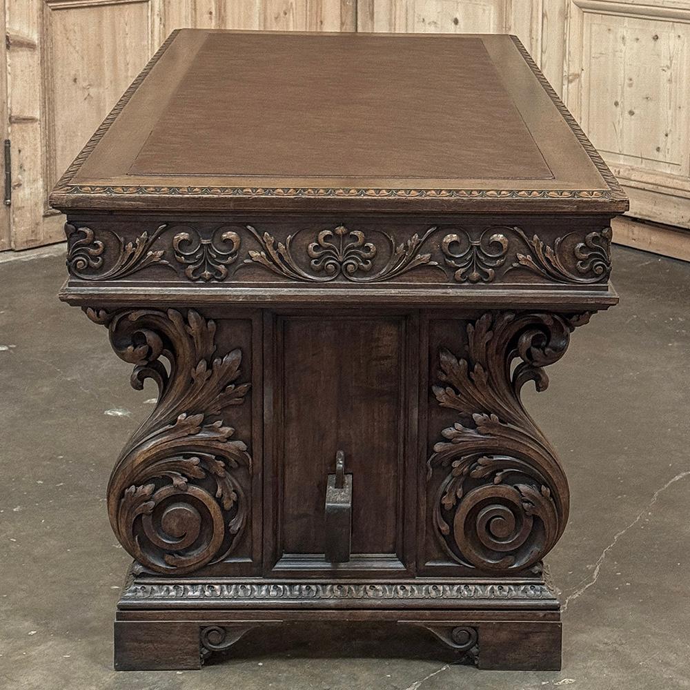 Antique Italian Renaissance Executive Desk with Faux Leather For Sale 4