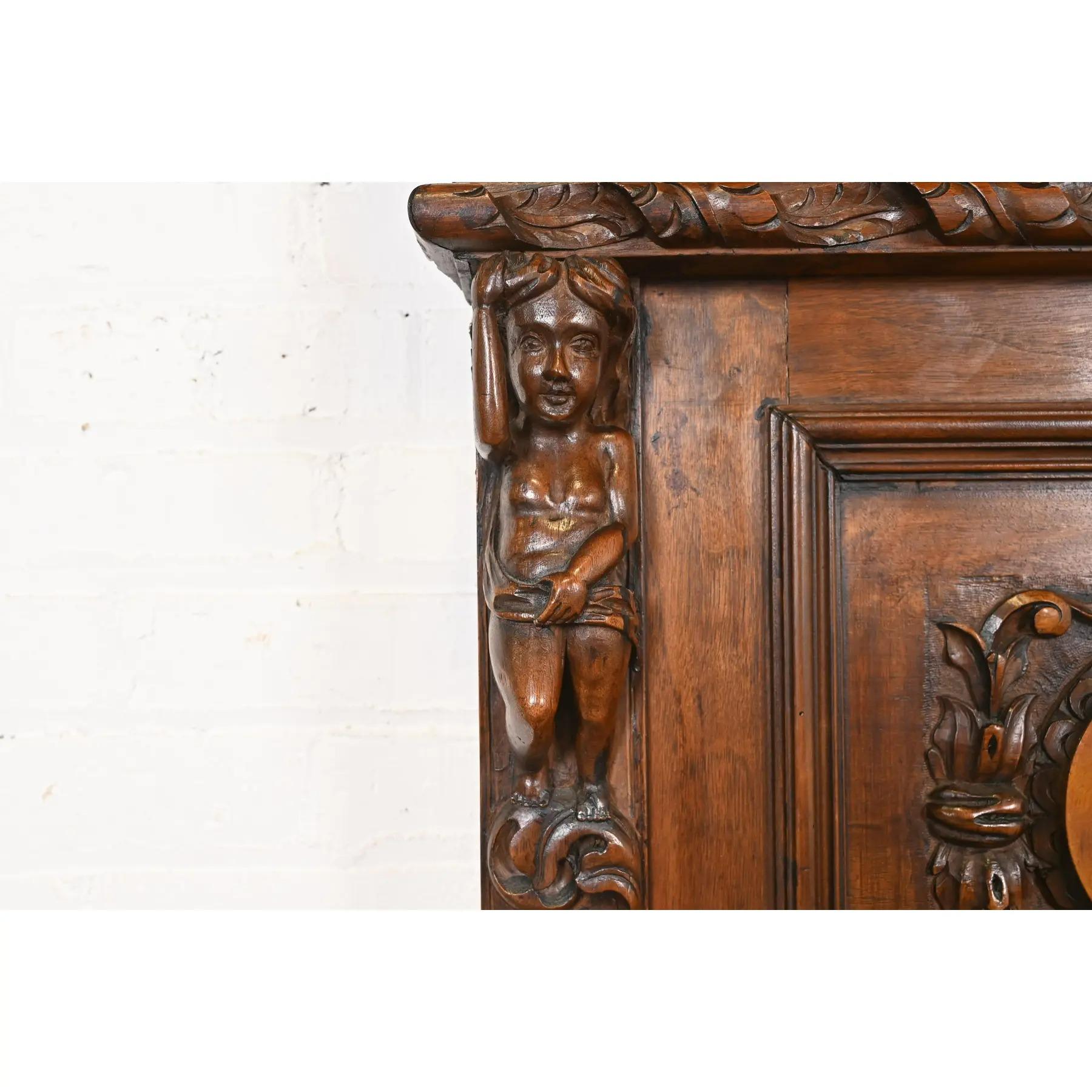 Ancien lit Queen Size en noyer et bois de ronce sculpté de style Renaissance italienne en vente 2