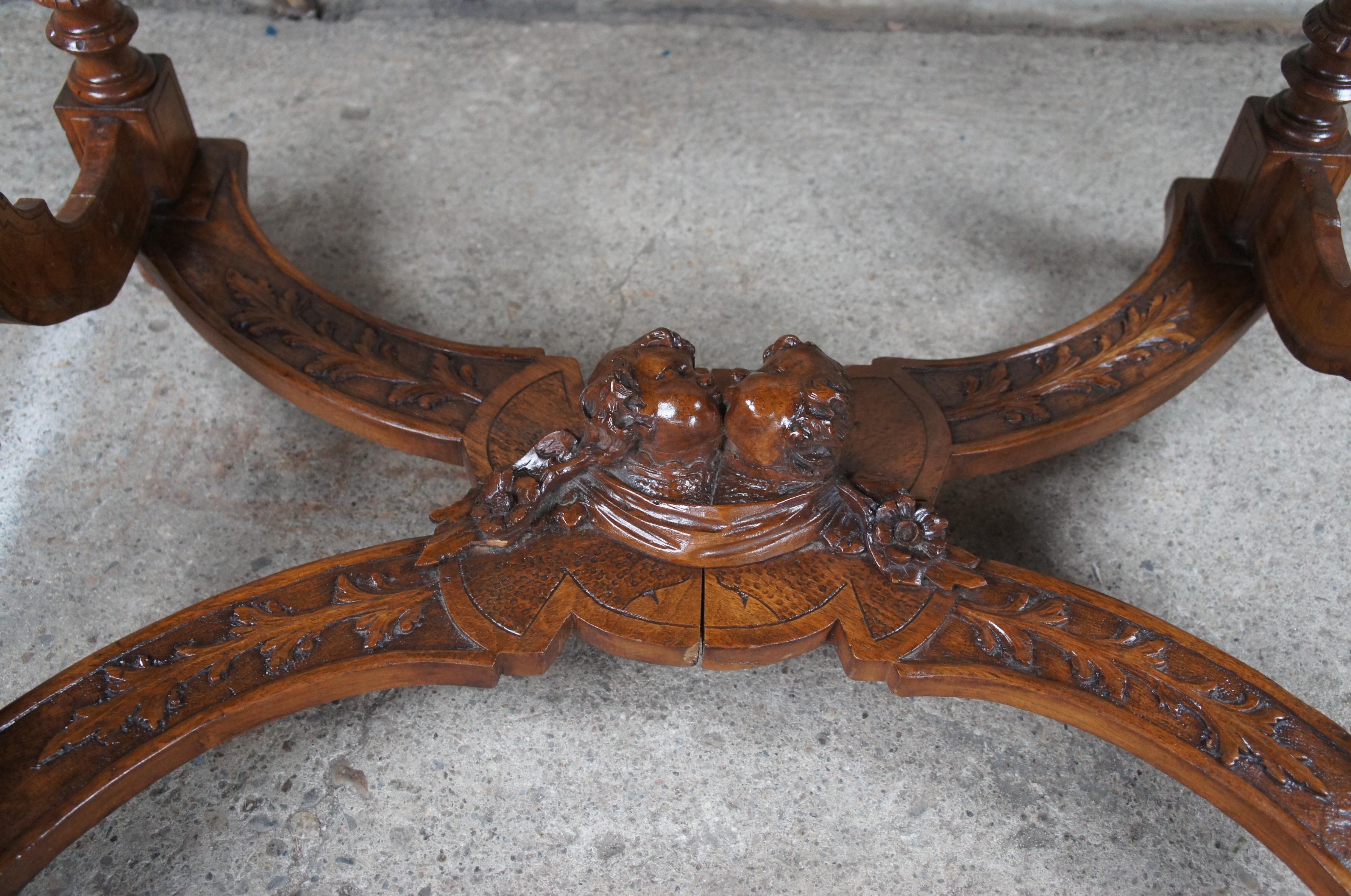 Antique Italian Renaissance Revival Walnut Figural Library Table Writing Desk 52 in vendita 1