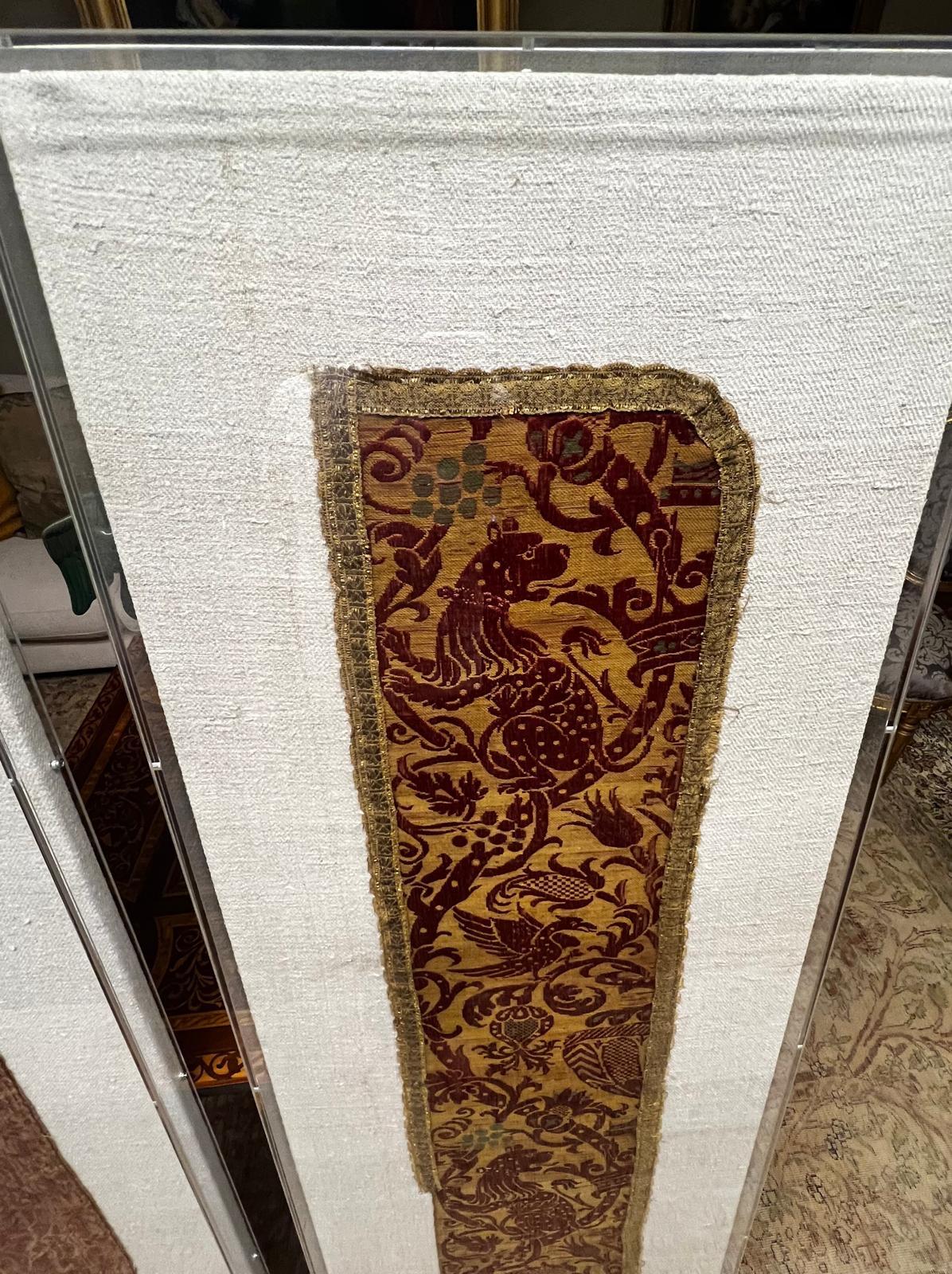 Antico broccato di seta rinascimentale italiano Frammenti di Firenze Mid Century Antiques in vendita 5