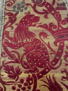 Anciennes fragments de brocart de soie de Florence de la Renaissance italienne, milieu du 16e siècle