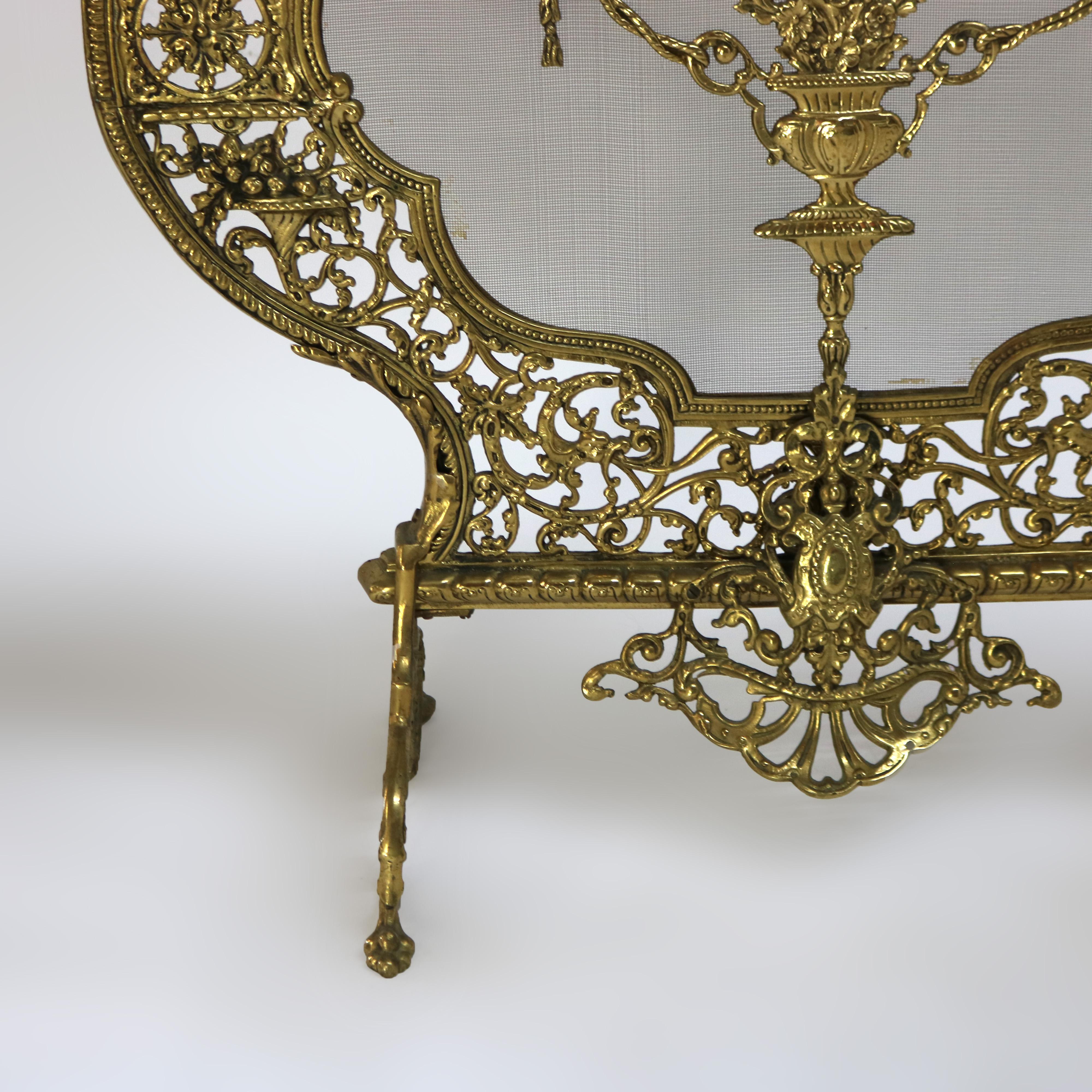 Antigua pantalla de chimenea rococó italiana de bronce dorado Panier de Fleurs C1900 en Bueno Estado en Big Flats, NY