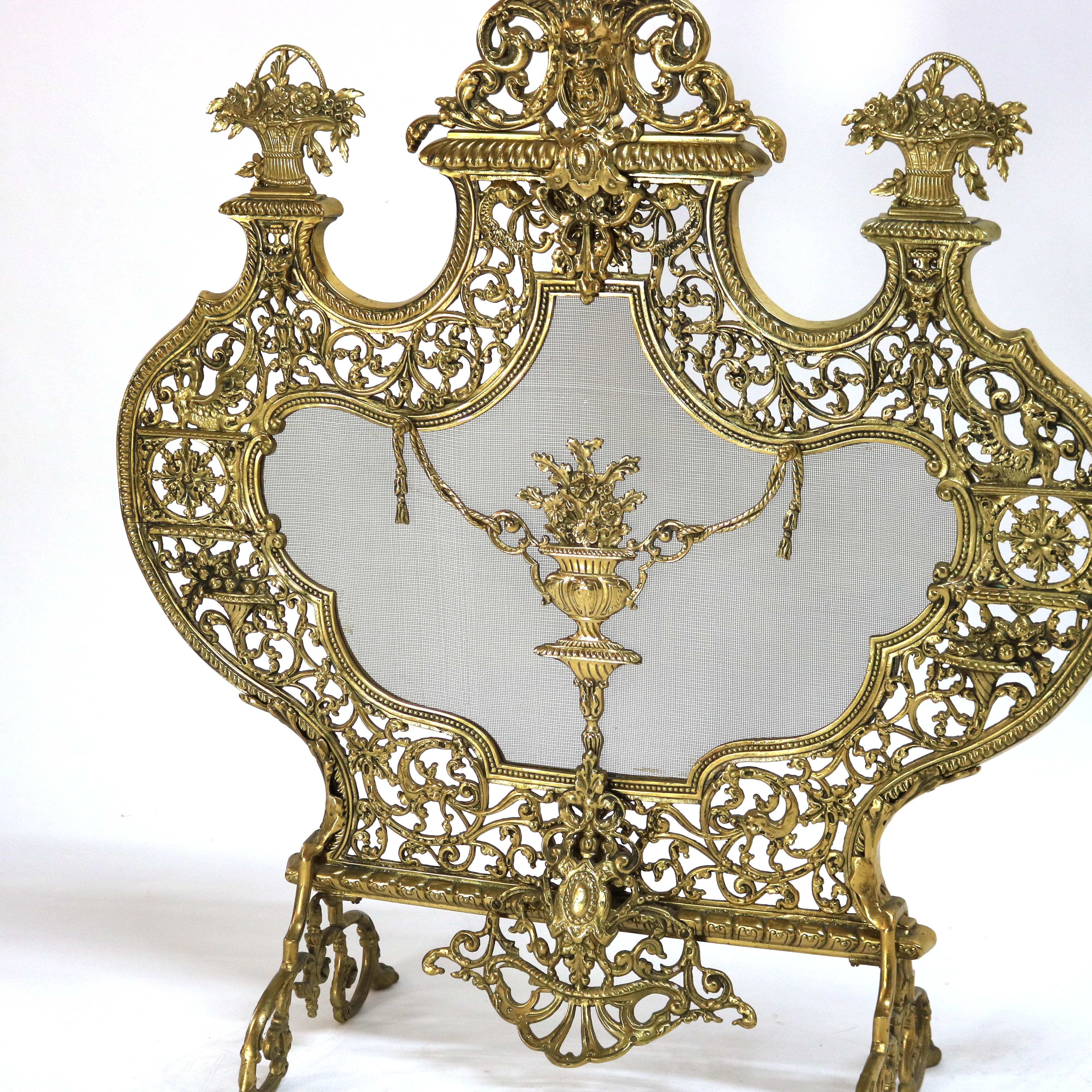 Antigua pantalla de chimenea rococó italiana de bronce dorado Panier de Fleurs C1900 1
