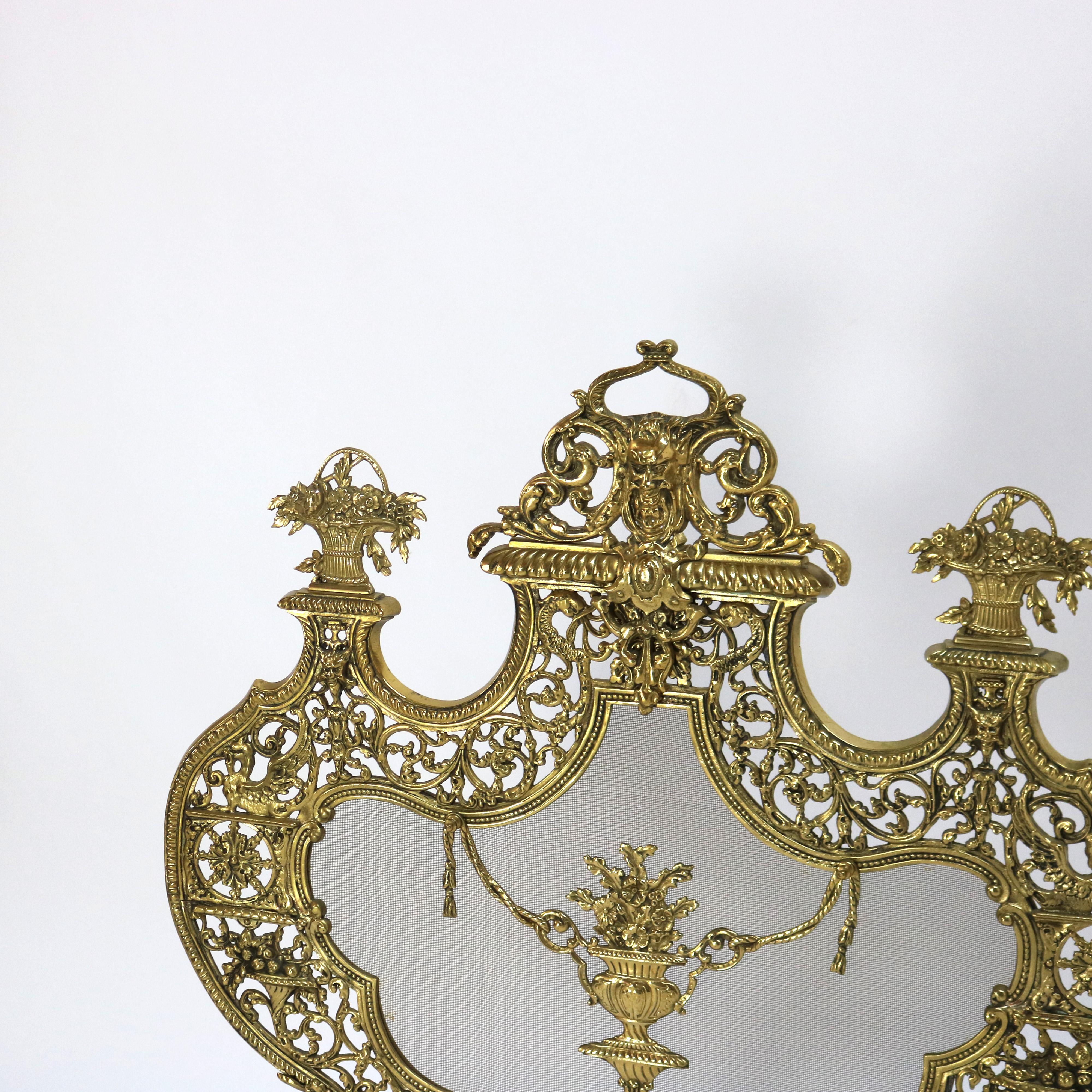 Antigua pantalla de chimenea rococó italiana de bronce dorado Panier de Fleurs C1900 2