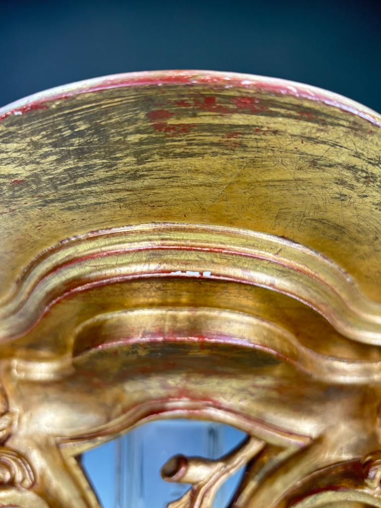 Antica mensola da parete in legno dorato in stile Rococò Revival italiano in vendita 5