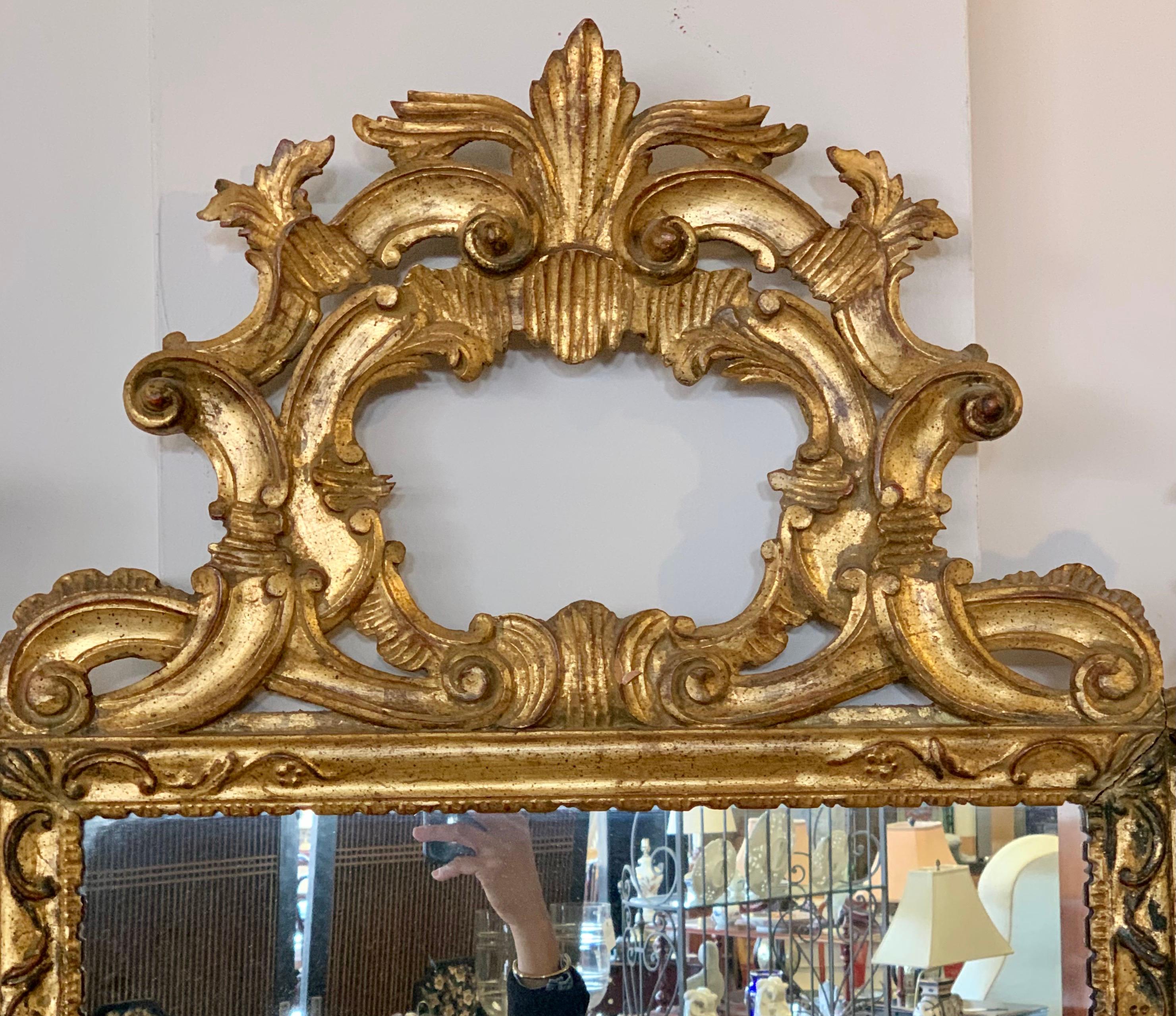 19th Century Antique Italian Rococo Style Carved and Gilded Giltwood Mirror