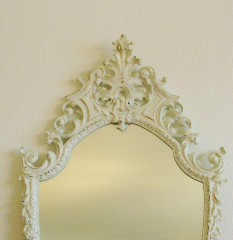 Antique Italian Rococo Style Hand-Carved Wood Gilded and White Arched Top Mirror In Good Condition For Sale In Frankfurt am Main, DE