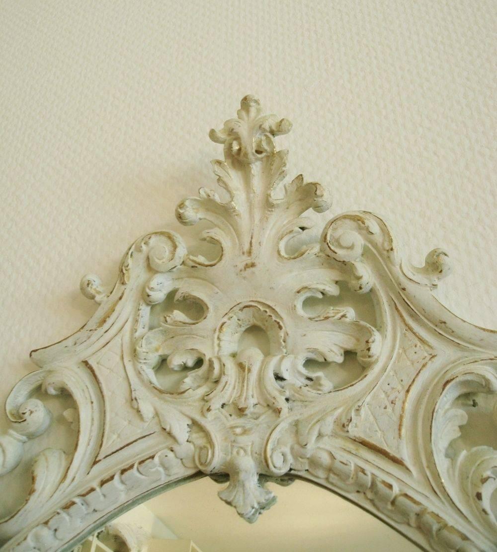 Antique Italian Rococo Style Hand-Carved Wood Gilded and White Arched Top Mirror For Sale 1