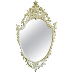 Miroir ancien de style rococo italien en bois sculpté à la main, doré et arqué de blanc