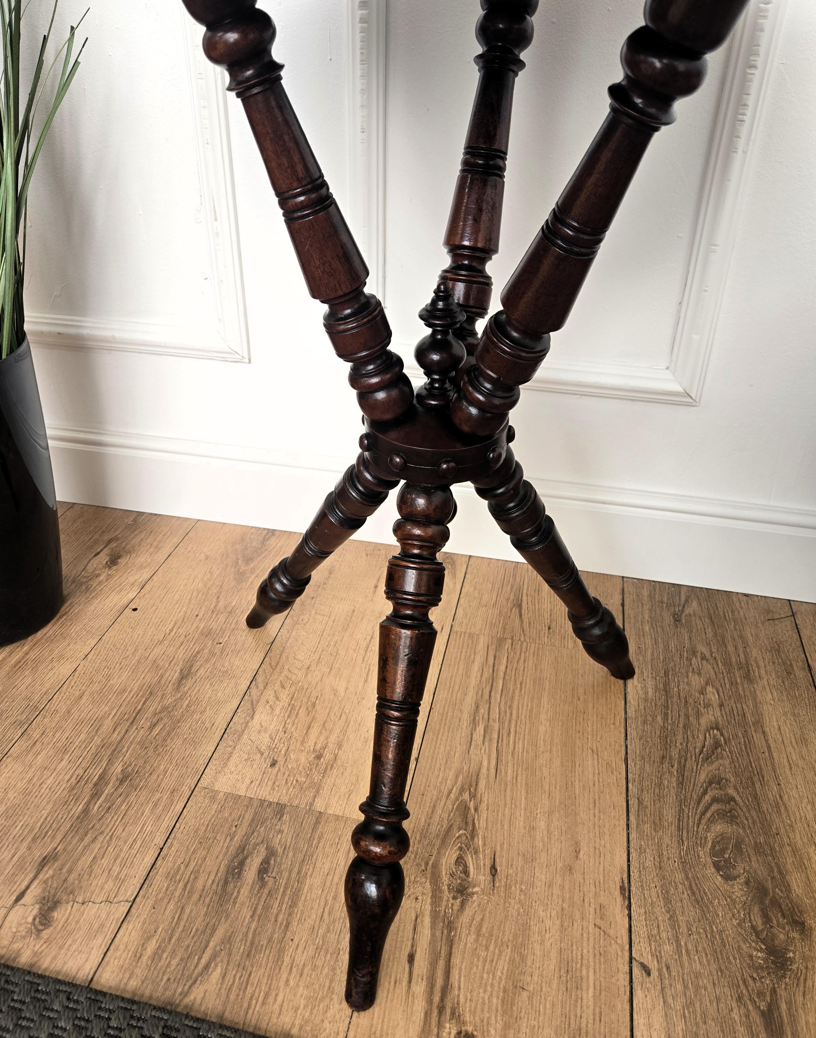 Antique Italian Round Walnut Tripod Side Table with Carved Bun Stretcher For Sale 3