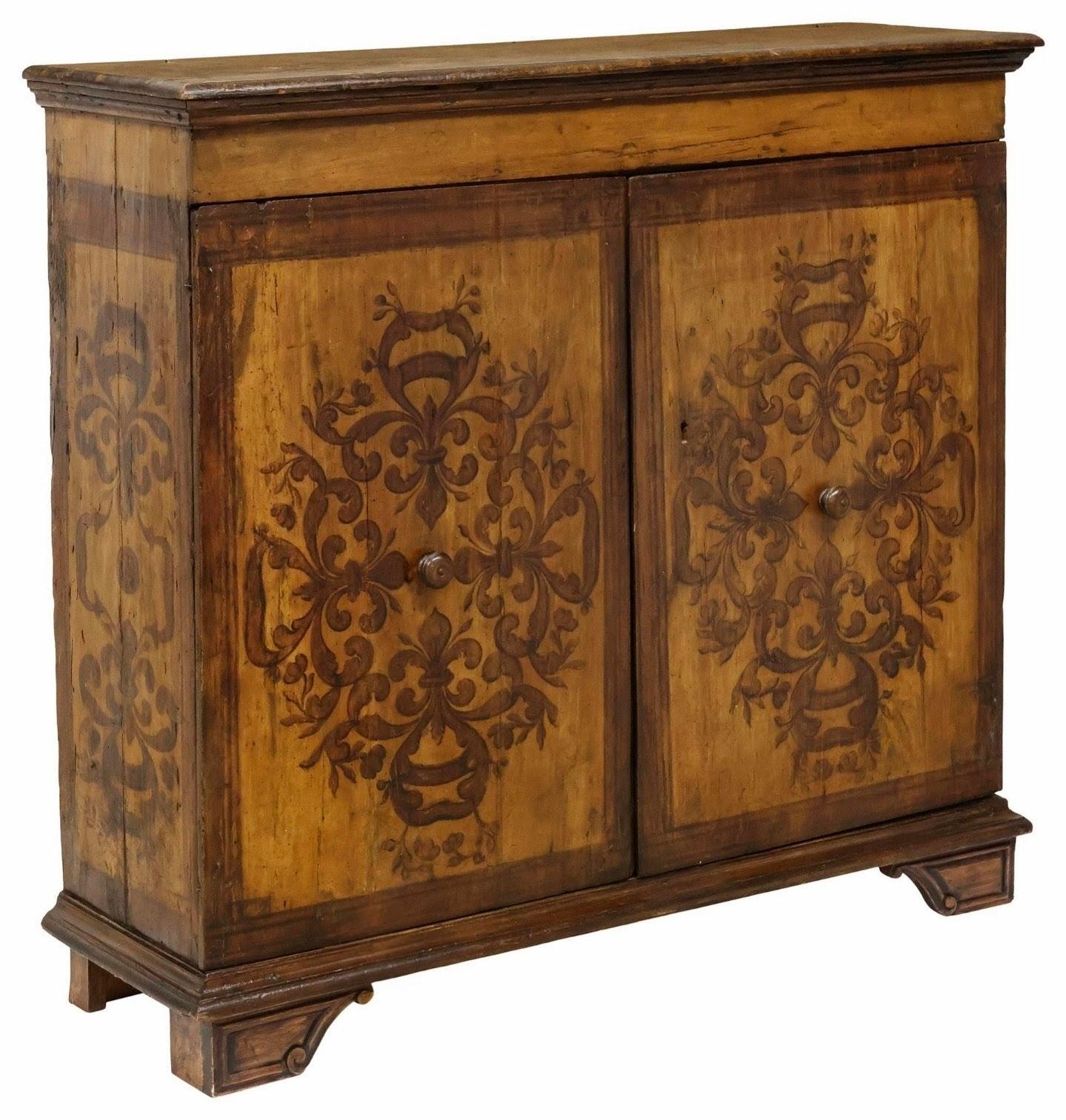 Ancienne armoire de sacristie italienne Coffre à vêtements Armoire à crédence Début 18e siècle en vente 10