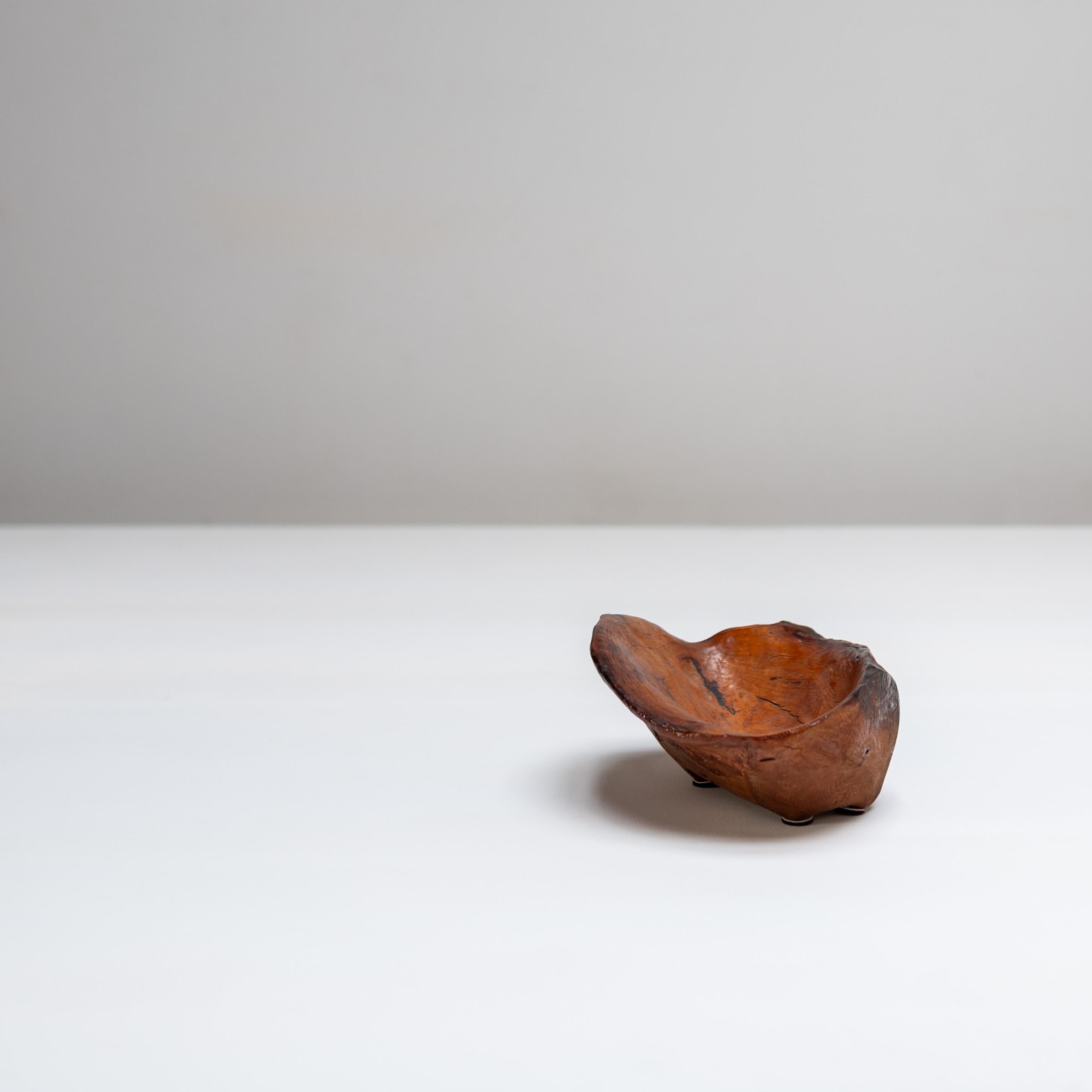 Italiano Antico vaso di legno scultoreo italiano, XIX secolo in vendita