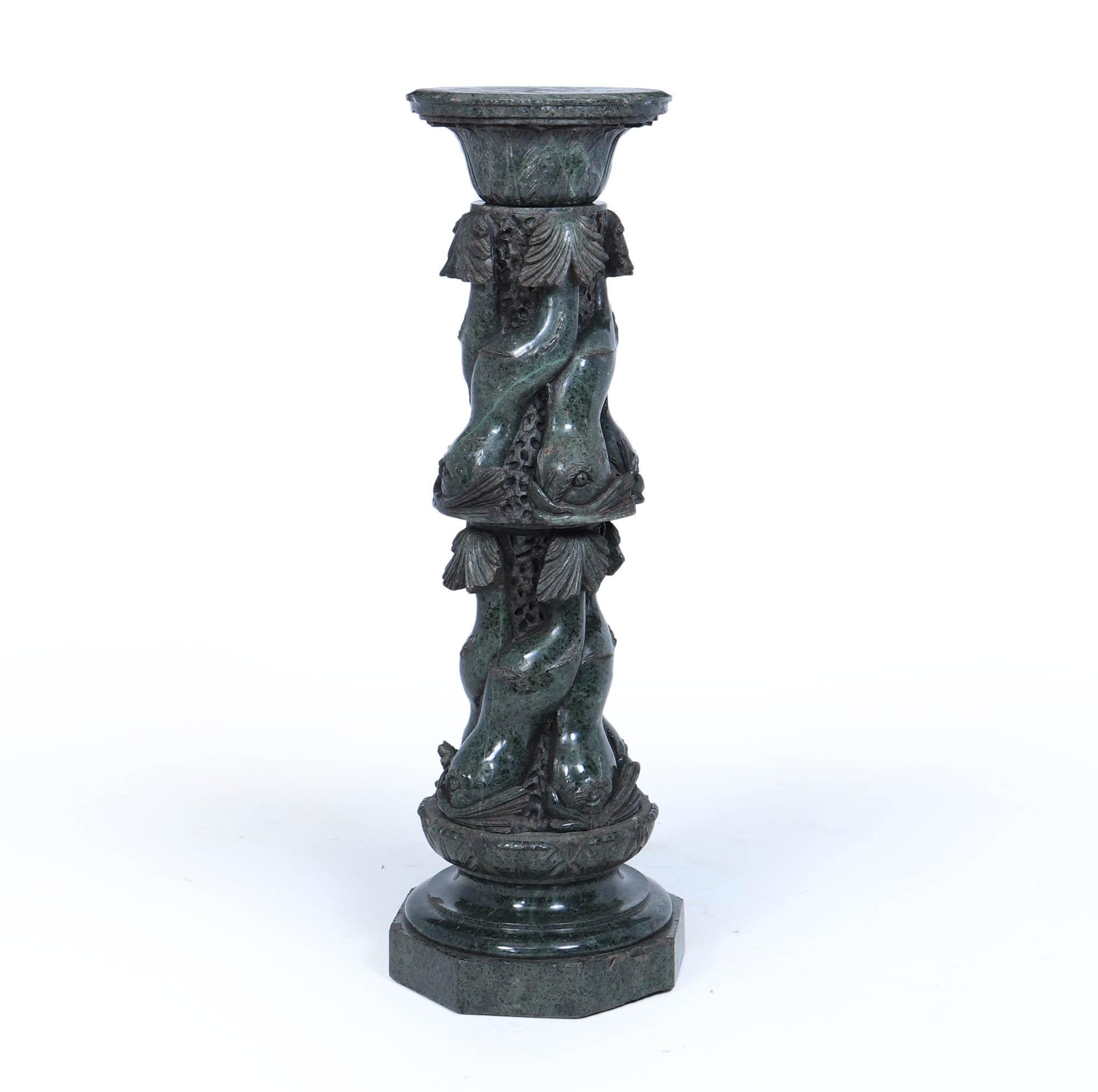Antique Italian Serpentine Marble Pedestal In Fair Condition For Sale In Paddock Wood Tonbridge, GB