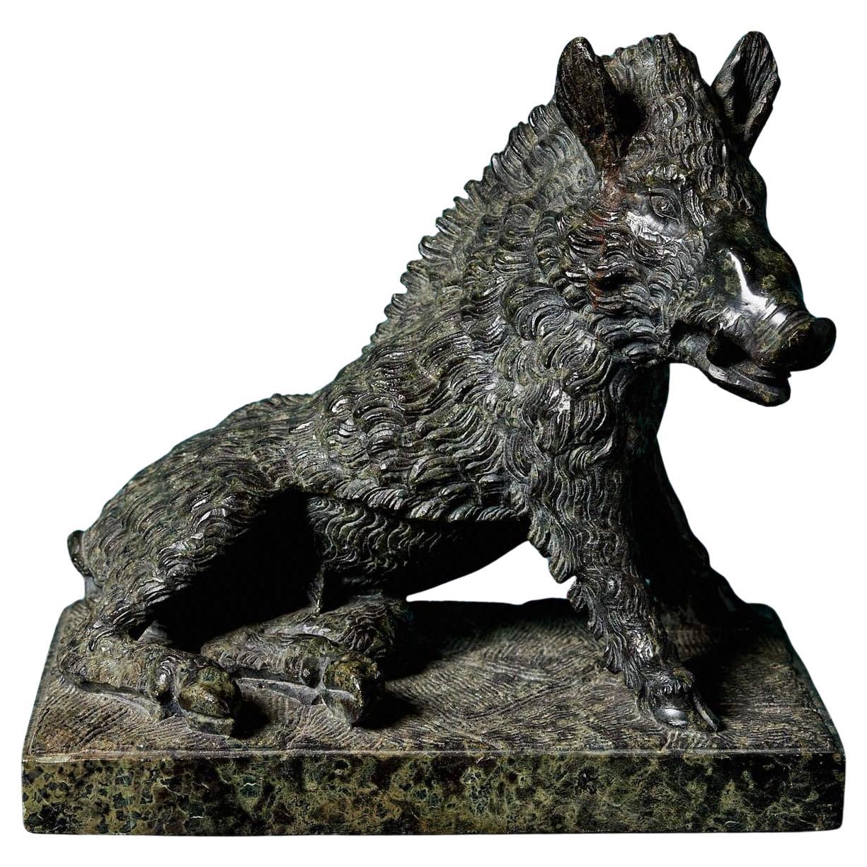 Escultura Serpentina Italiana Antigua según el Jabalí de los Uffizi