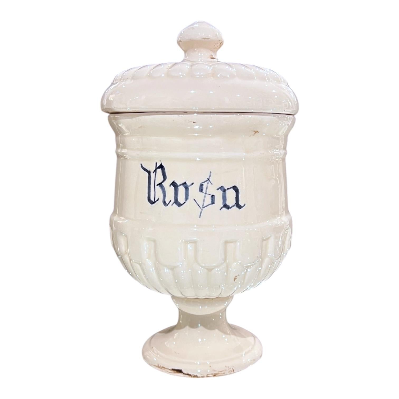 Ensemble italien ancien de 10 jarres avec couvercles en vente 6