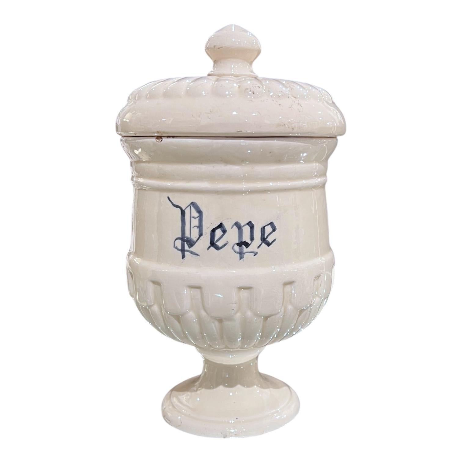 Ensemble italien ancien de 10 jarres avec couvercles en vente 1