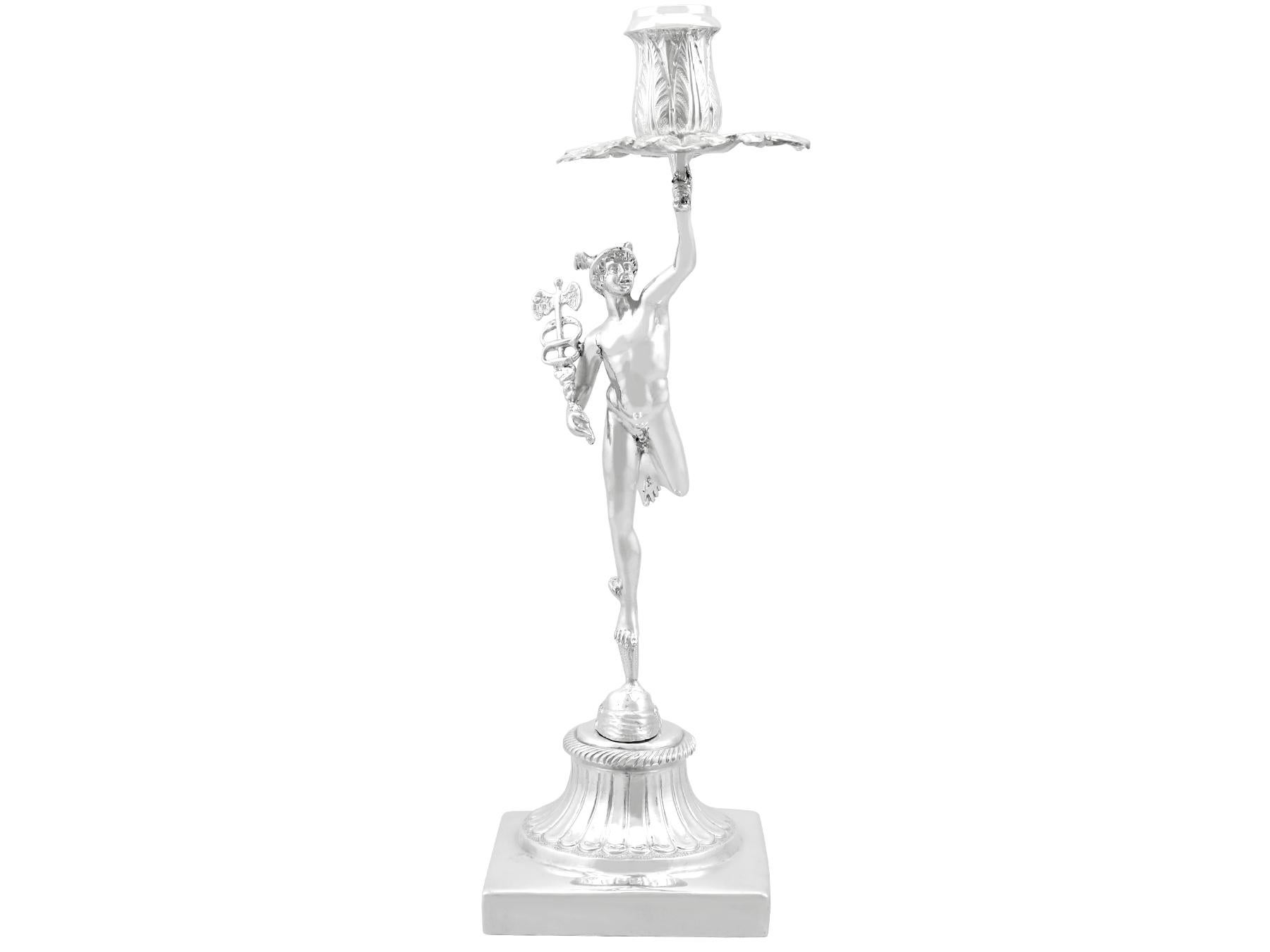 Antichi candelabri italiani in argento, circa 1750 In condizioni ottime in vendita a Jesmond, Newcastle Upon Tyne