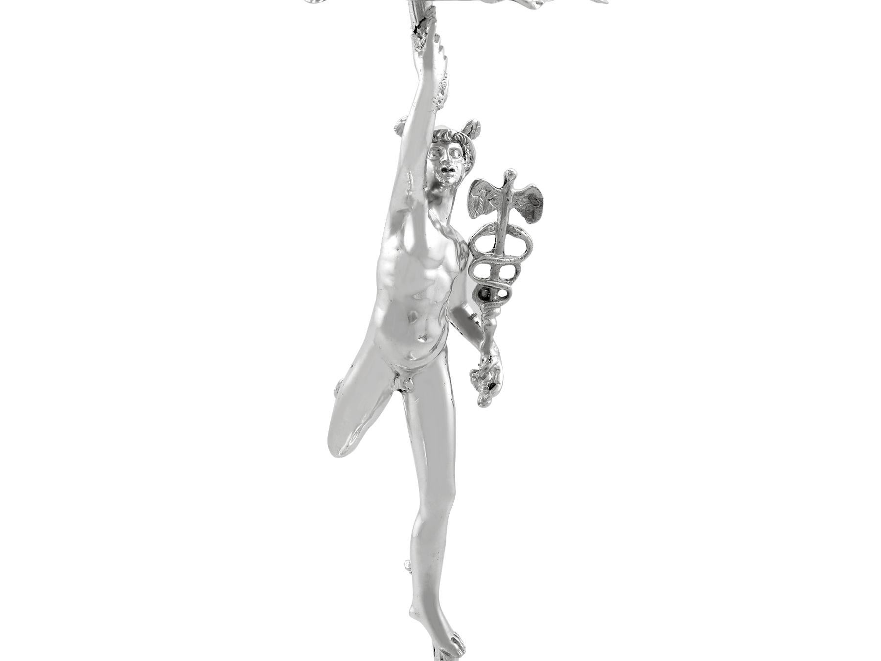 Argento Antichi candelabri italiani in argento, circa 1750 in vendita