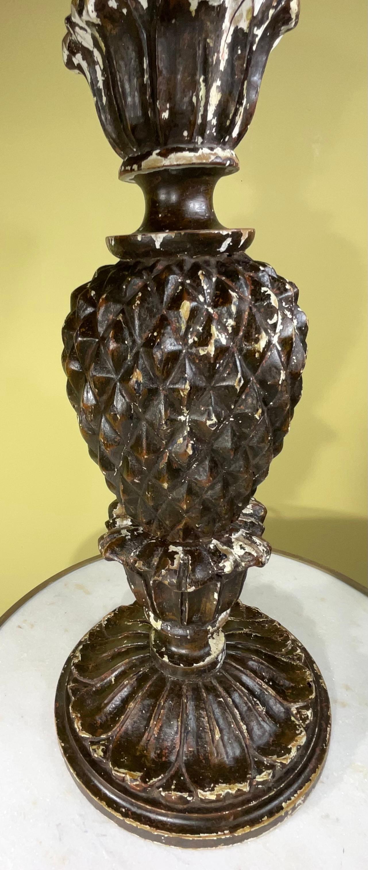 Antique Italian Single Hand Carved Table Lamp  In Good Condition For Sale In Delray Beach, FL