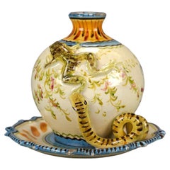 Antique Vase italien en porcelaine Certosa Di Firenze grenouille et serpent 19ème siècle