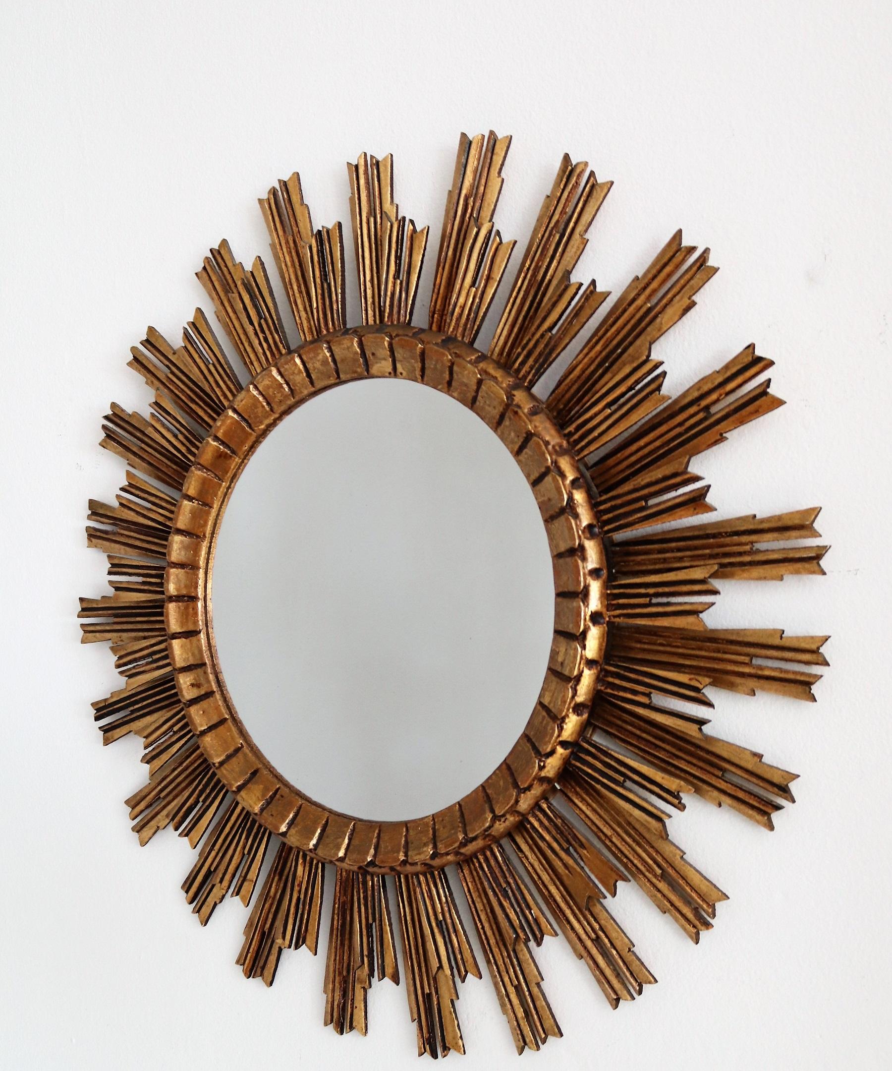 Midcentury Italian Sunburst Giltwood Wall Mirror, 1950s 11