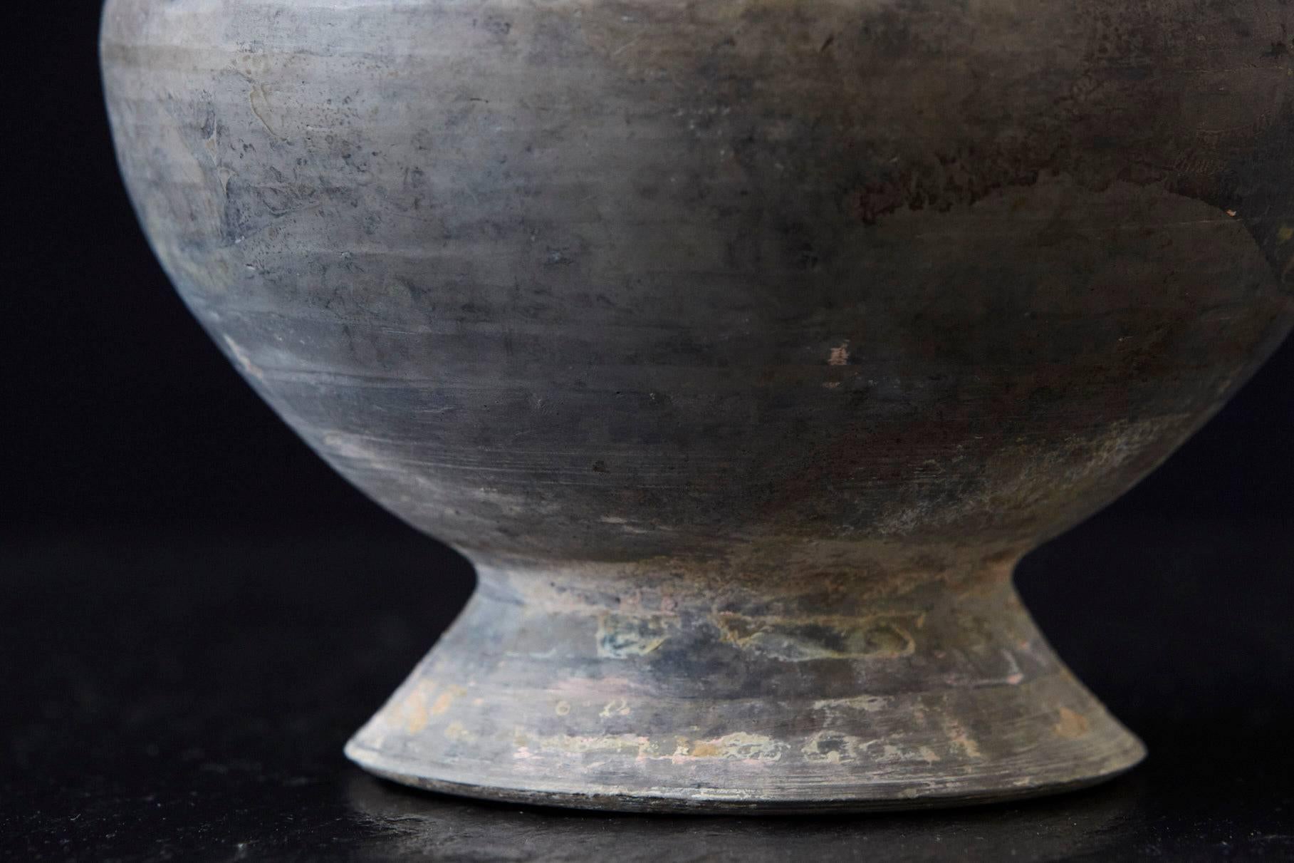 Antique Italian Terra Cotta Vase with Bottle Shape in Dark Grey In Good Condition In Pau, FR