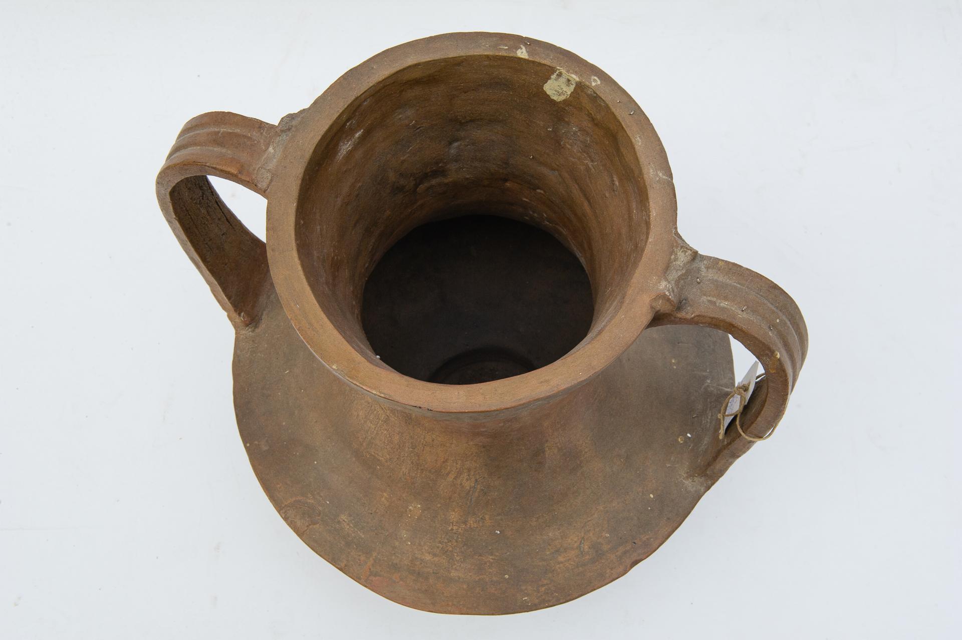 Antique Italian Terracotta Amphora In Good Condition For Sale In Alessandria, Piemonte
