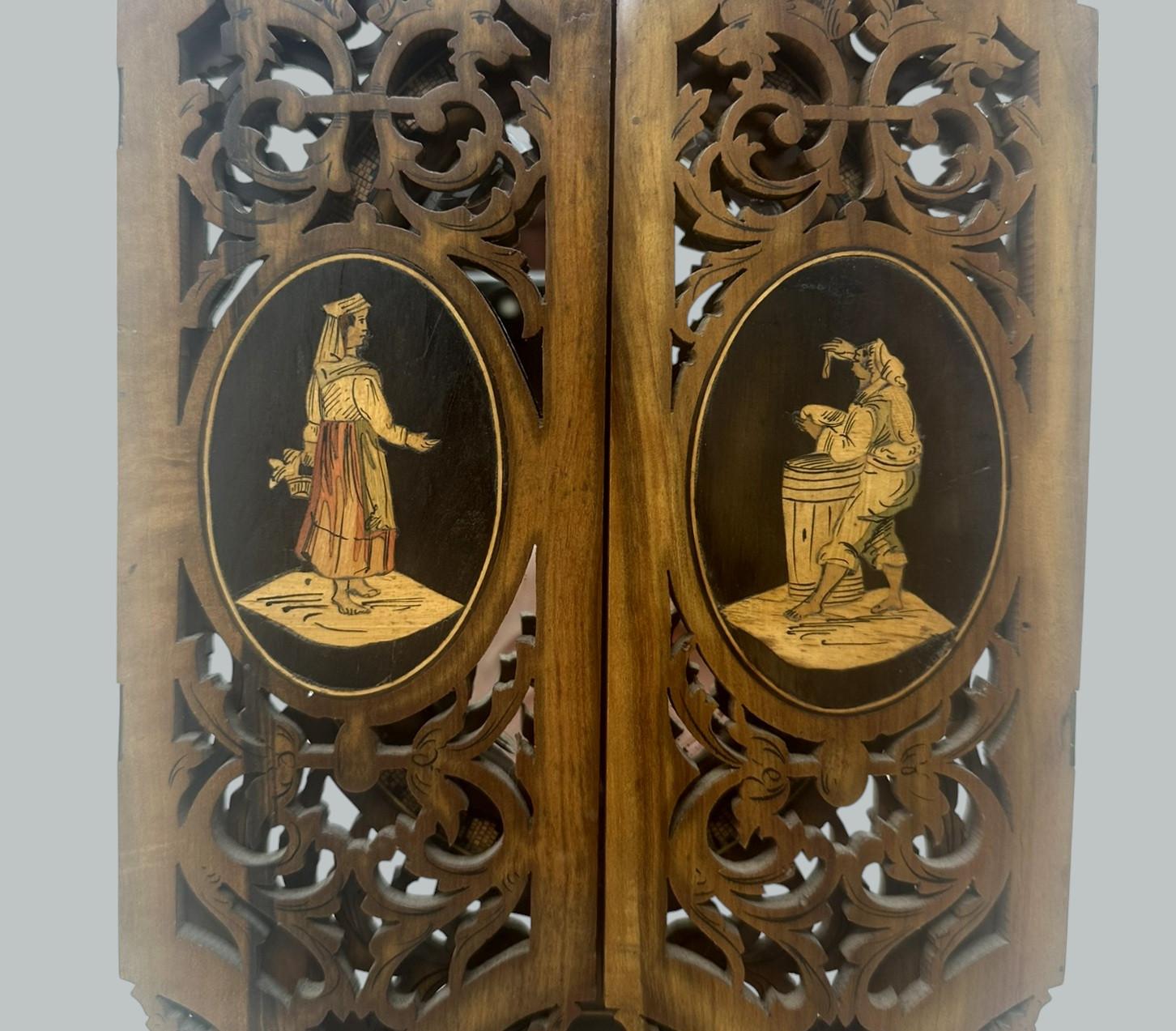Antiguo Tríptico Italiano Sorrento Ware Nogal Muleta Espejo Plegable Ovalado 19th Ct siglo XIX en venta