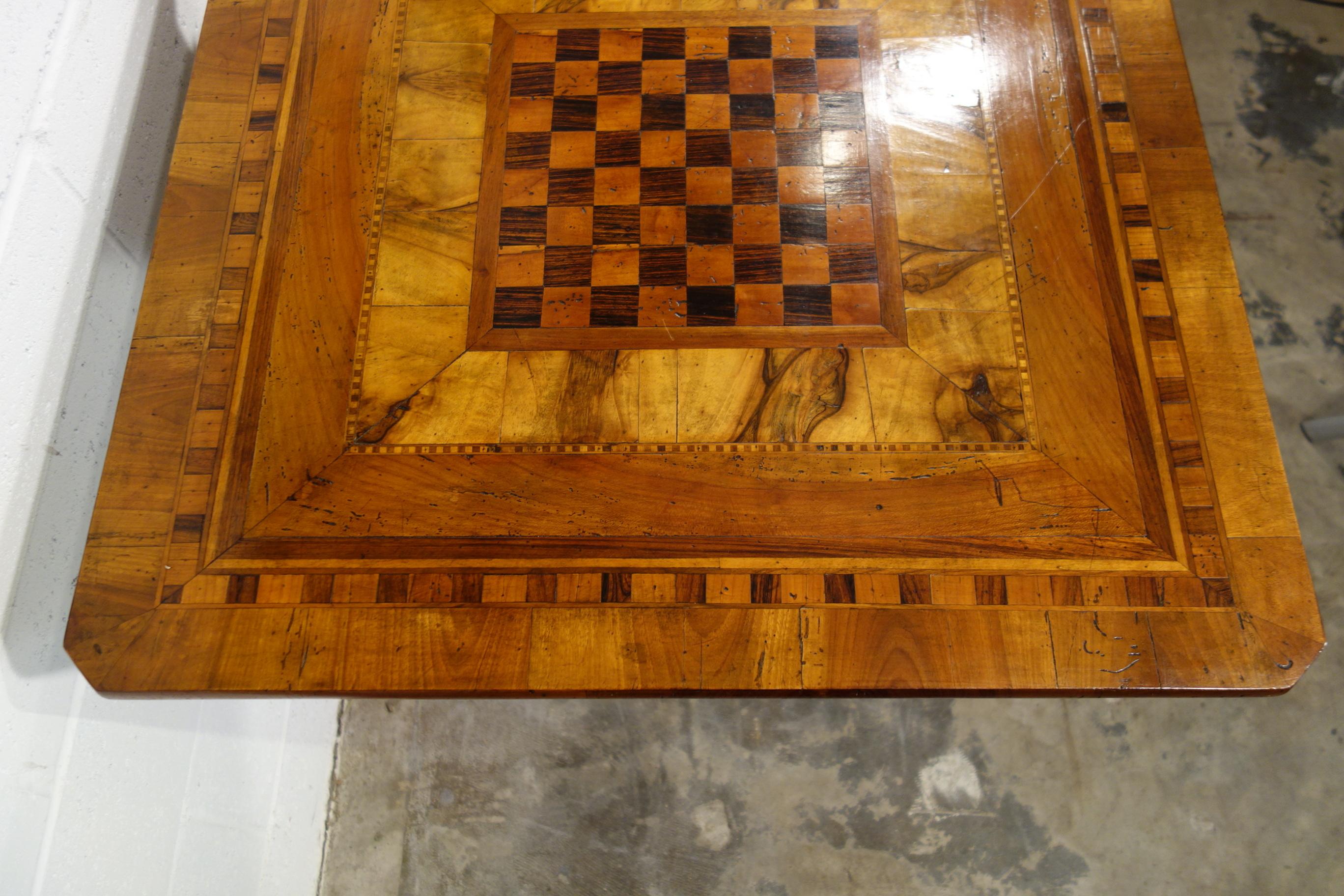19th Century Italian Venetian Louis XVI Walnut Burl Inlaid Veneer Game Table 7