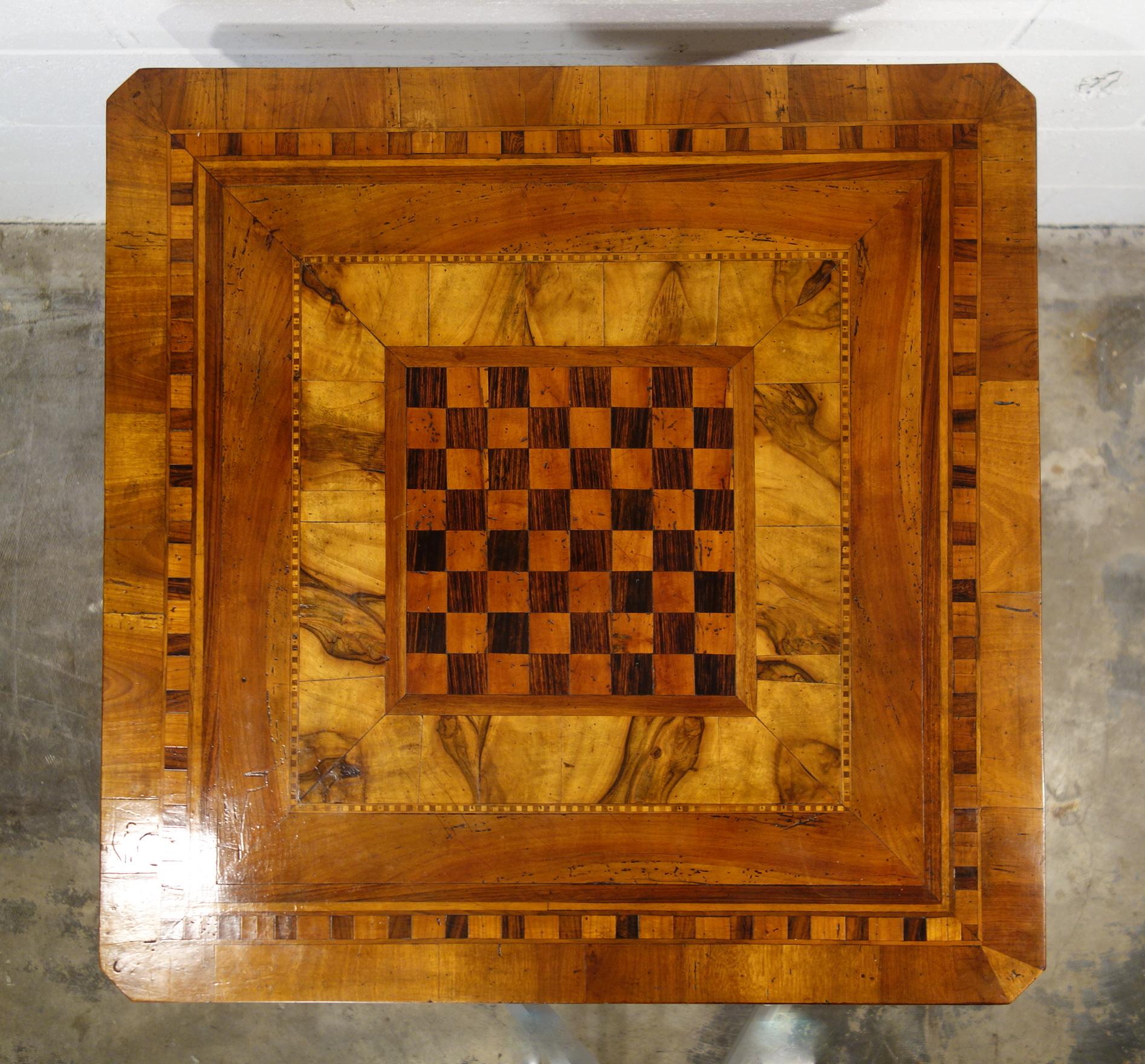 19th Century Italian Venetian Louis XVI Walnut Burl Inlaid Veneer Game Table 1