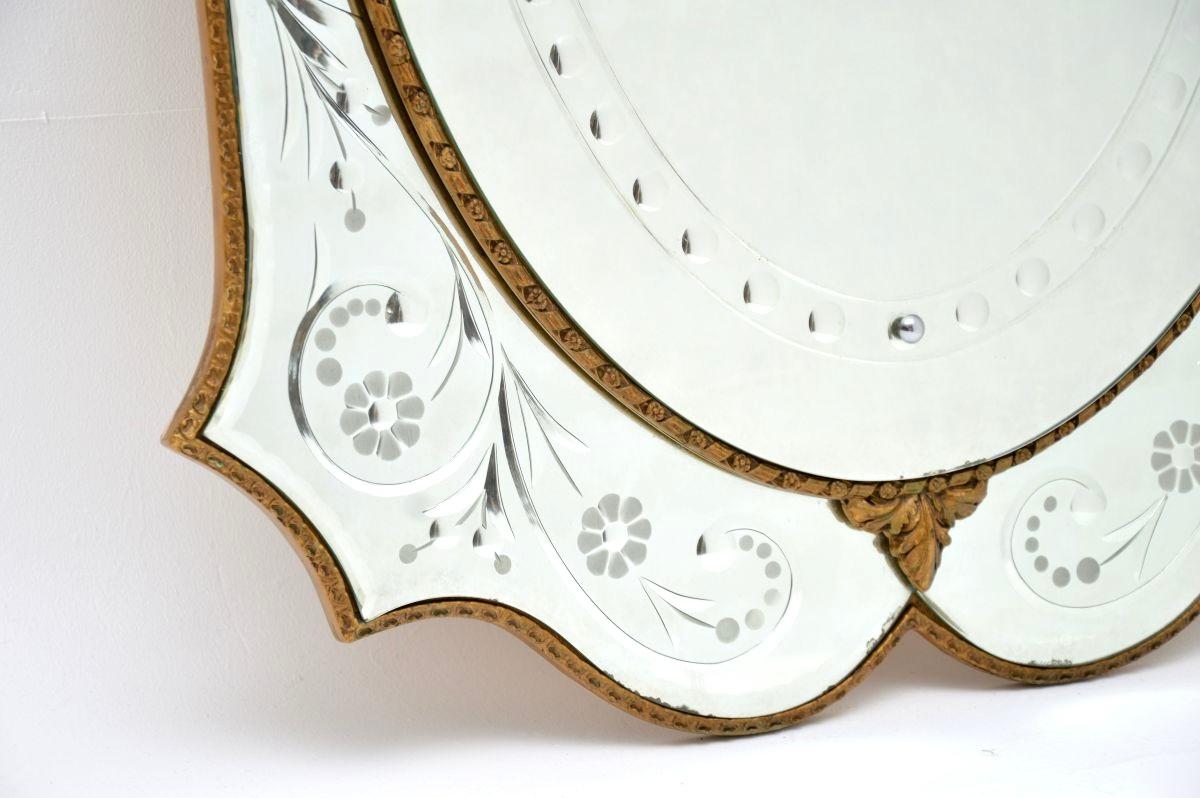 Antiguo espejo italiano veneciano de cristal de Murano en venta 1