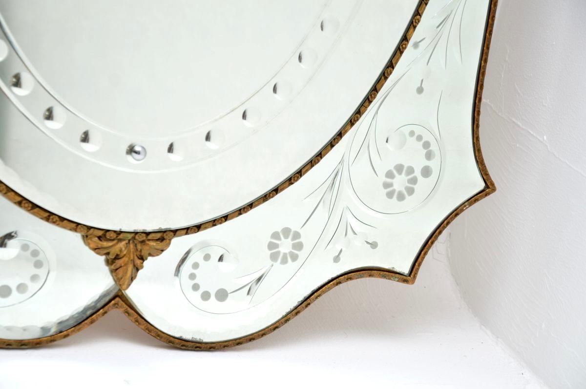 Antiguo espejo italiano veneciano de cristal de Murano en venta 2