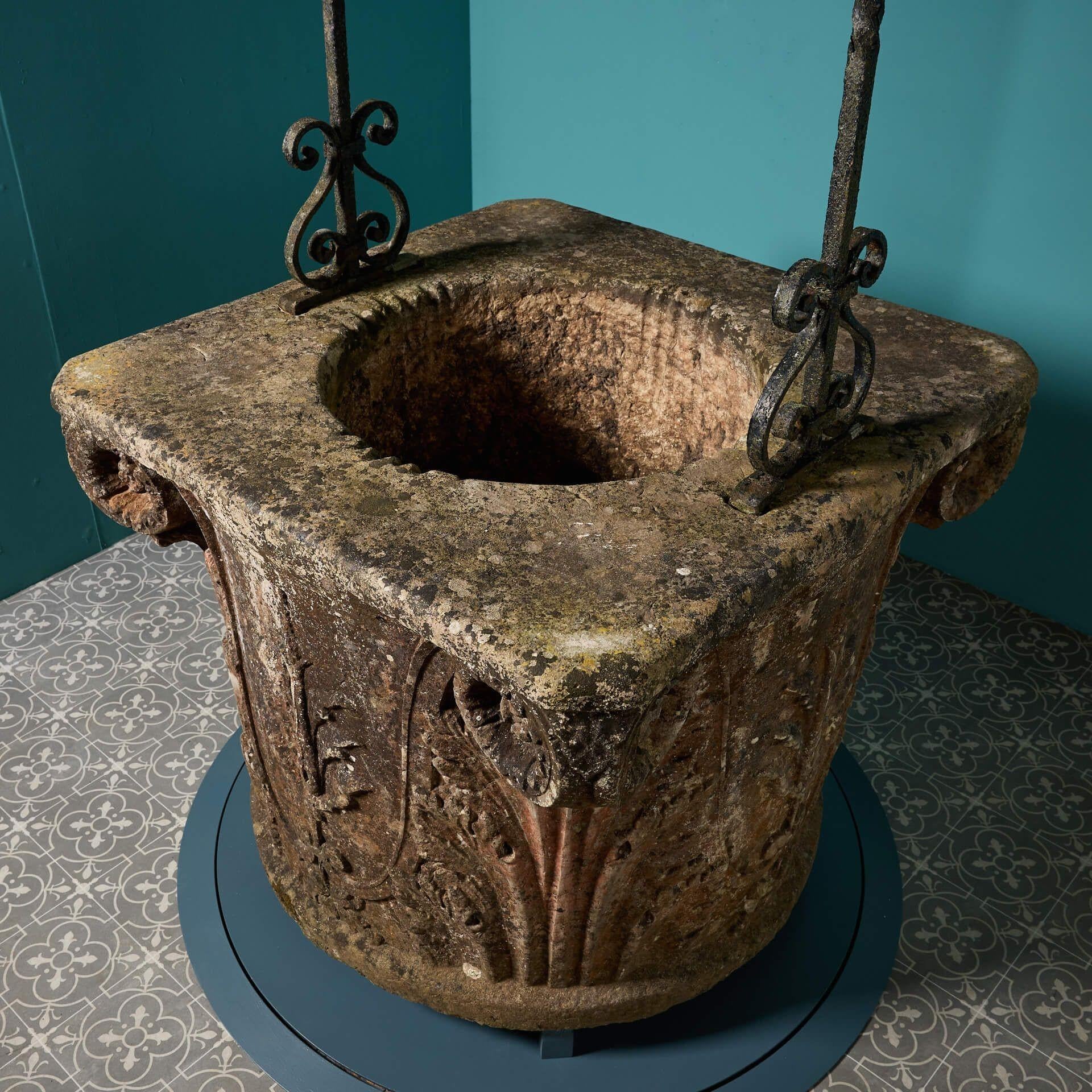 Antique Italian Verona Marble Renaissance Style Well Head In Fair Condition For Sale In Wormelow, Herefordshire