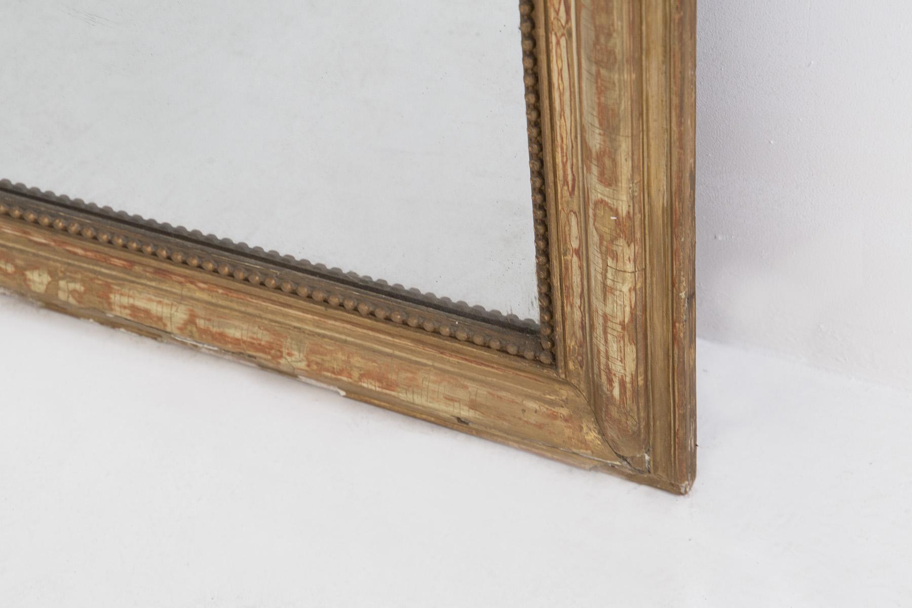 18th Century Antique Italian Wall Mirror in Giltwood