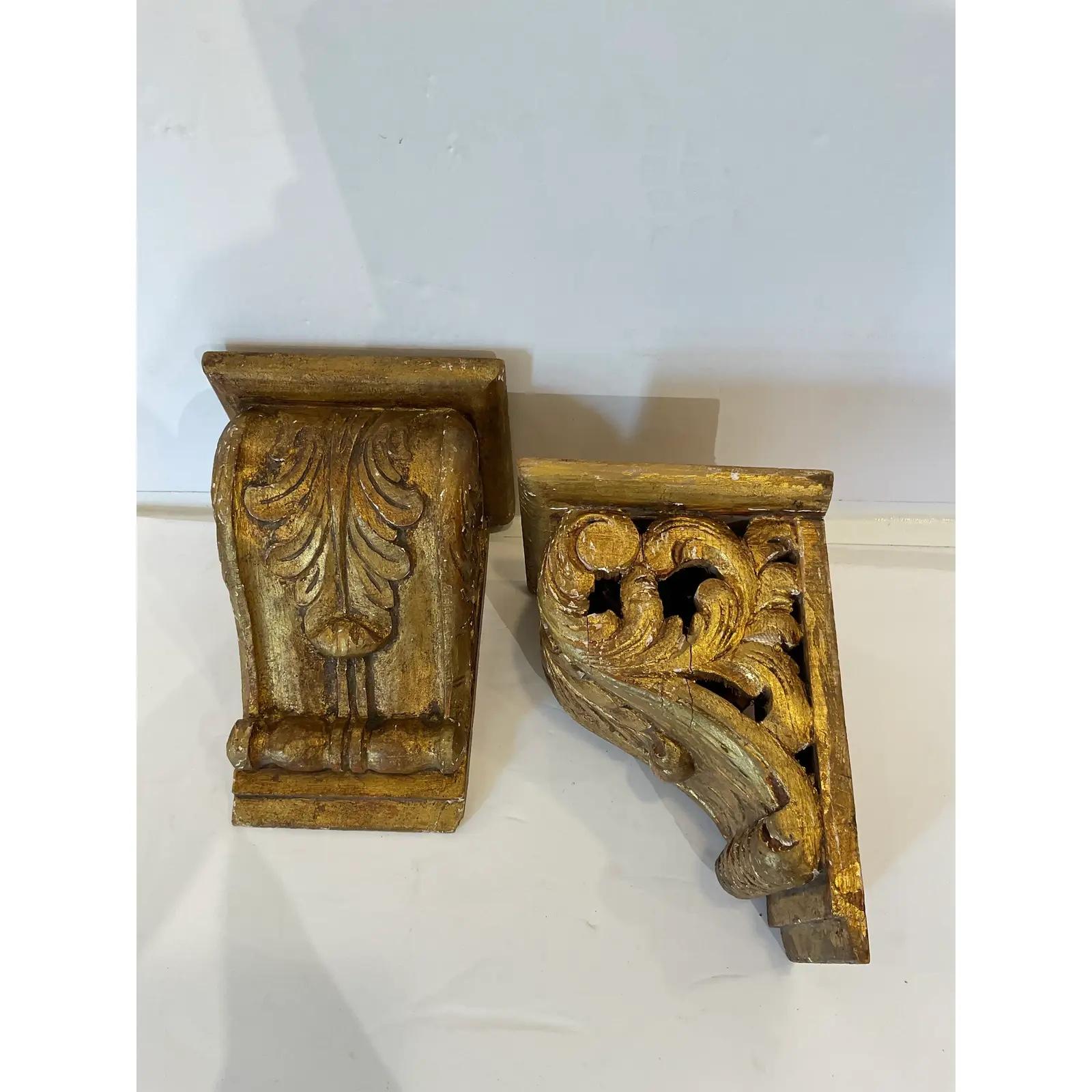 Legno dorato Applique antiche italiane in vendita