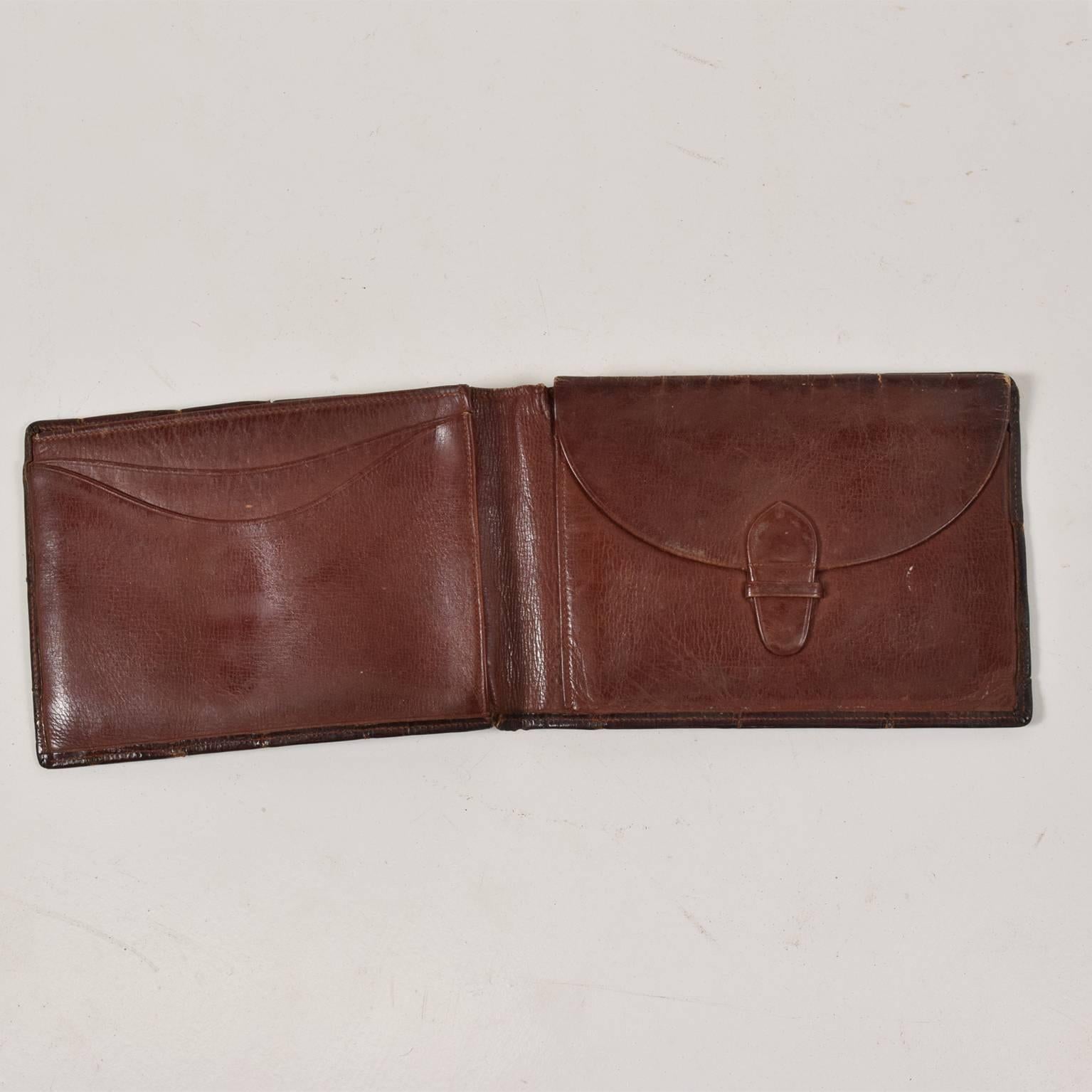 Antique Italian Wallet Crocodile Leather Hermes Style, 1950s In Good Condition In Chula Vista, CA