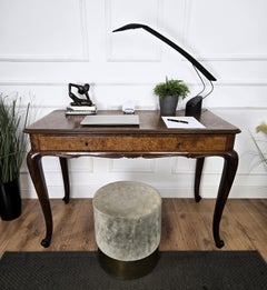 Antike italienische Nussbaum Wurzelholz Schreibtisch Tisch