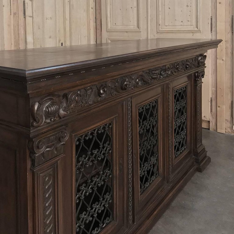 Antique Italian Walnut Renaissance Buffet/Credenza ...