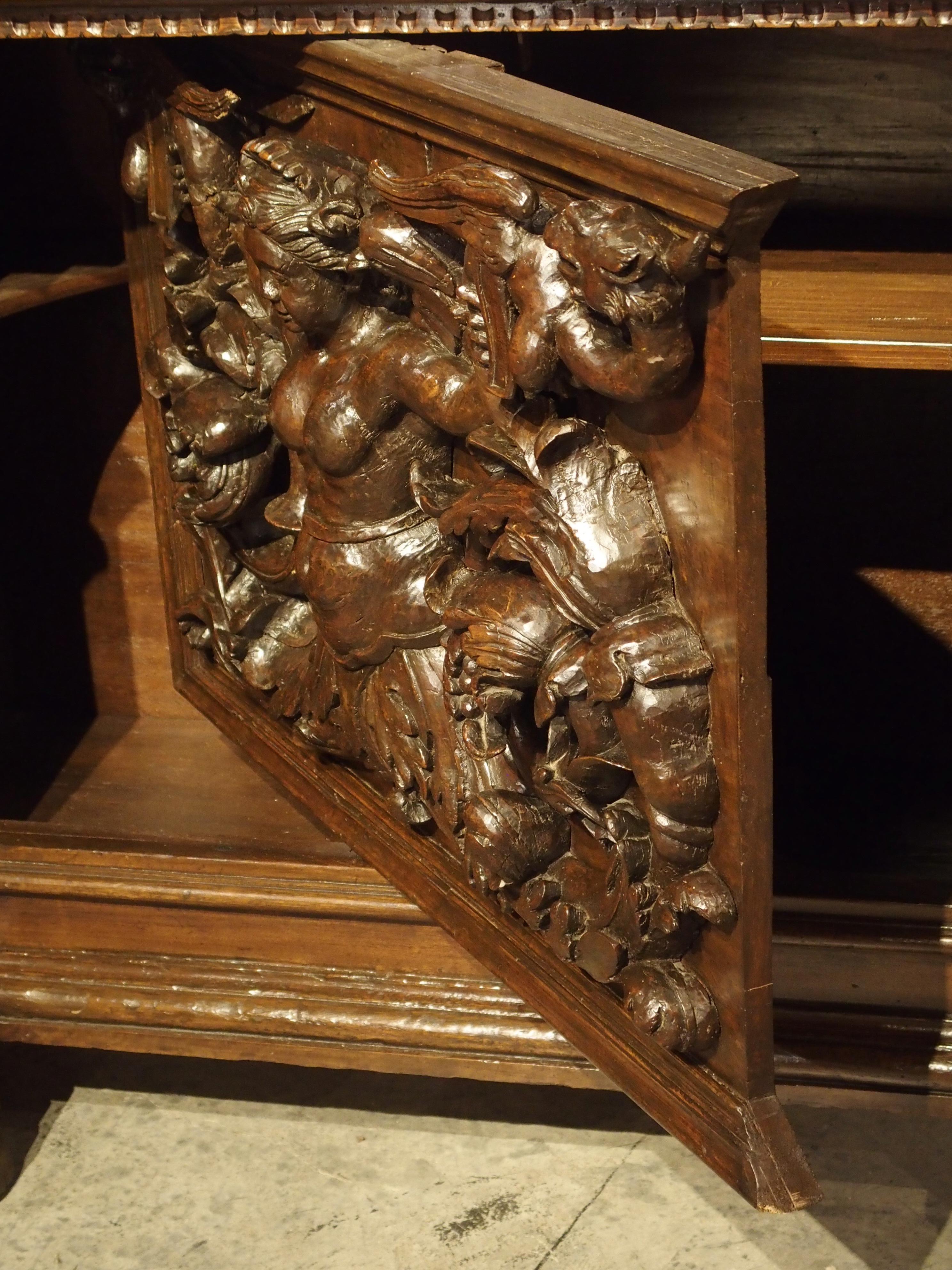 Antique Italian Walnut Wood Buffet/Credenza from Rome, 19th Century 3