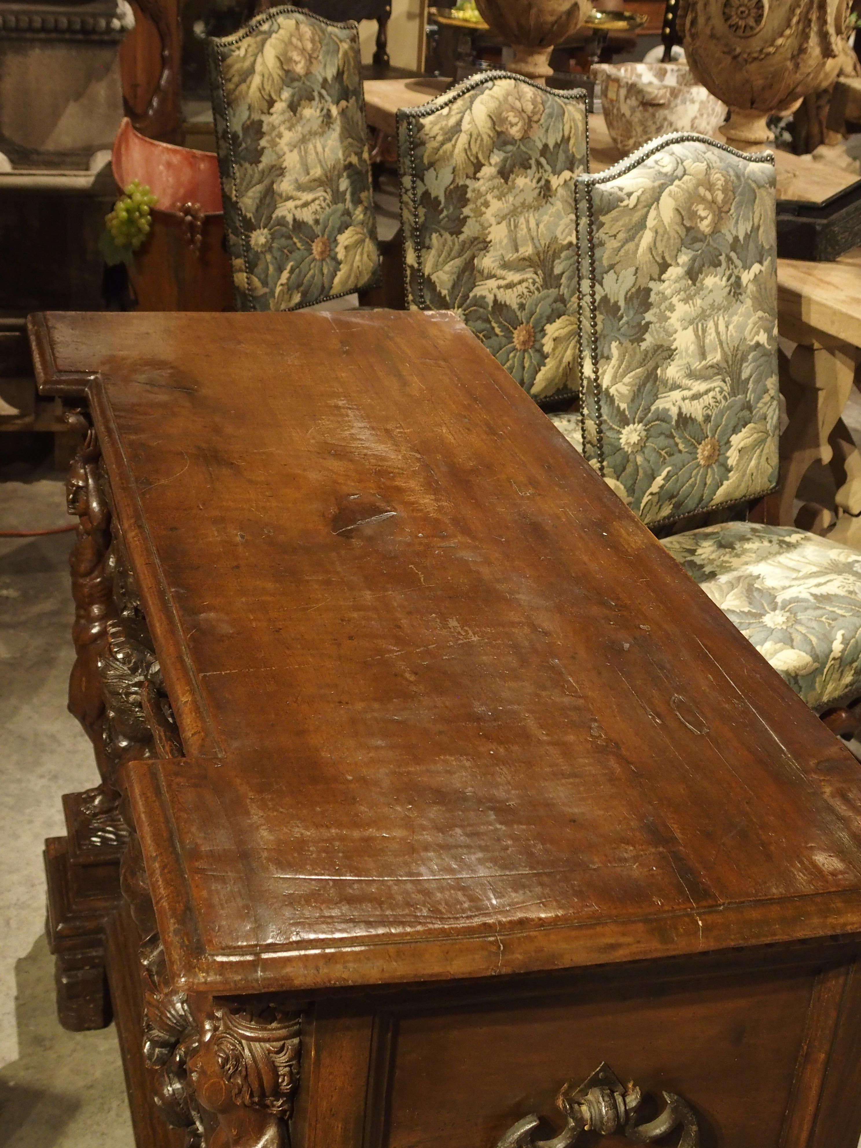 Antique Italian Walnut Wood Buffet/Credenza from Rome, 19th Century 10