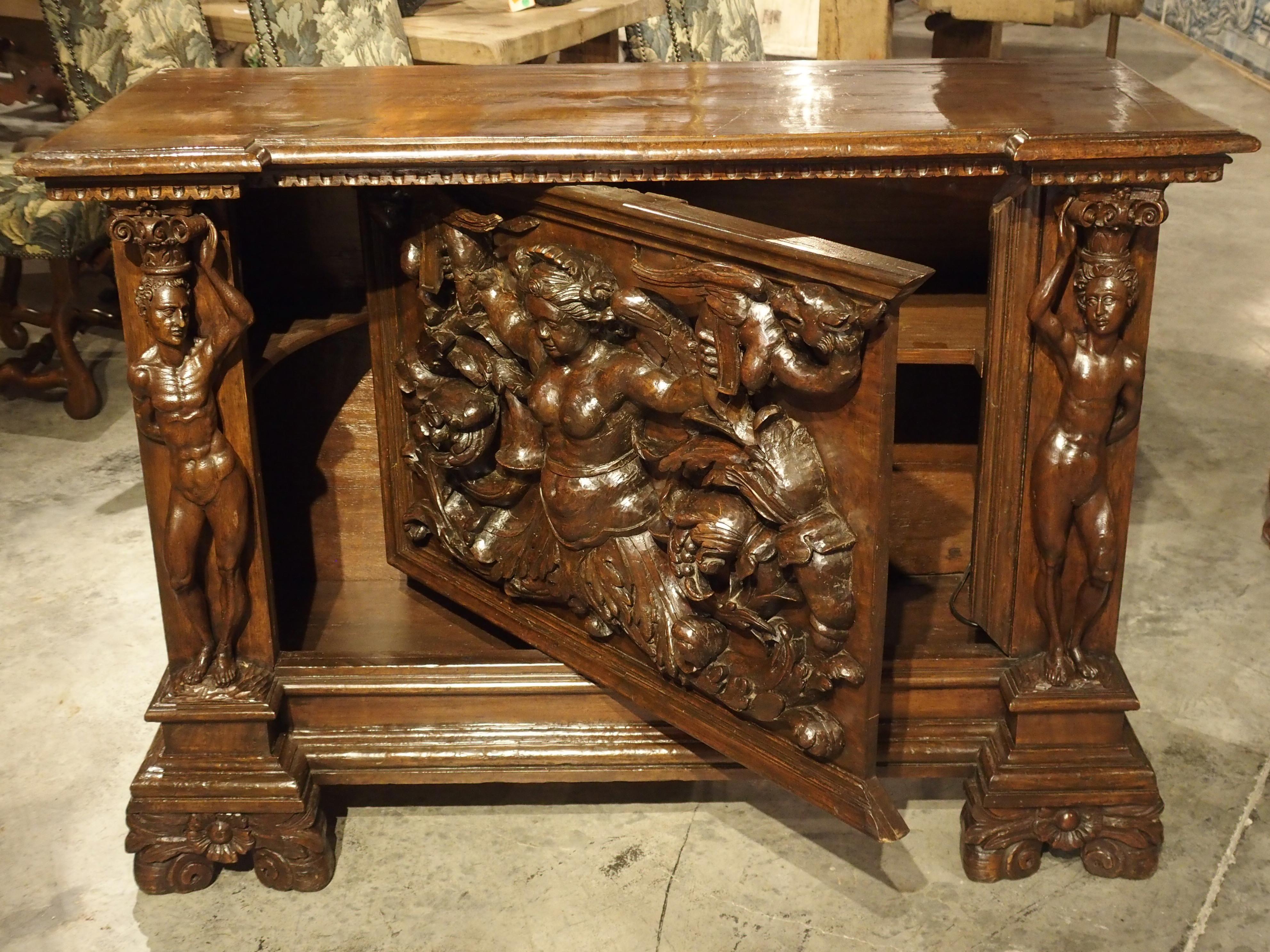 Antique Italian Walnut Wood Buffet/Credenza from Rome, 19th Century 2